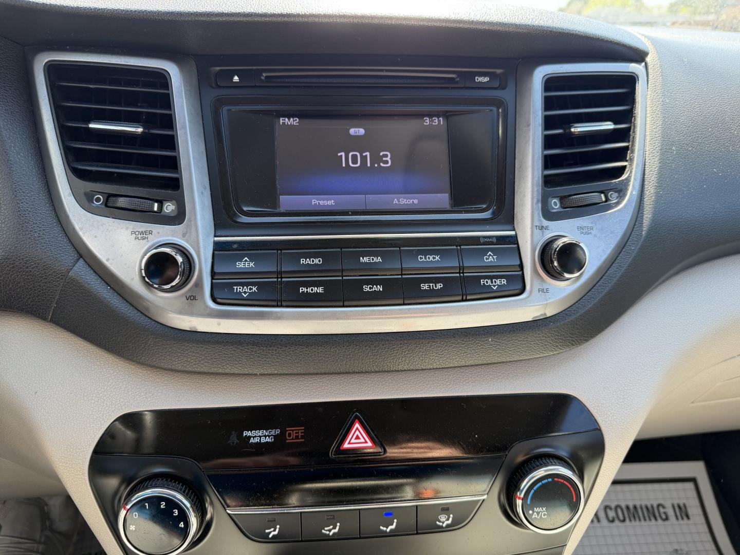 2017 SILVER HYUNDAI TUCSON SE (KM8J23A41HU) , located at 922 W. Beacon St., Philadelphia, MS, 39350, (601) 650-3675, 32.770447, -89.127151- Photo#17