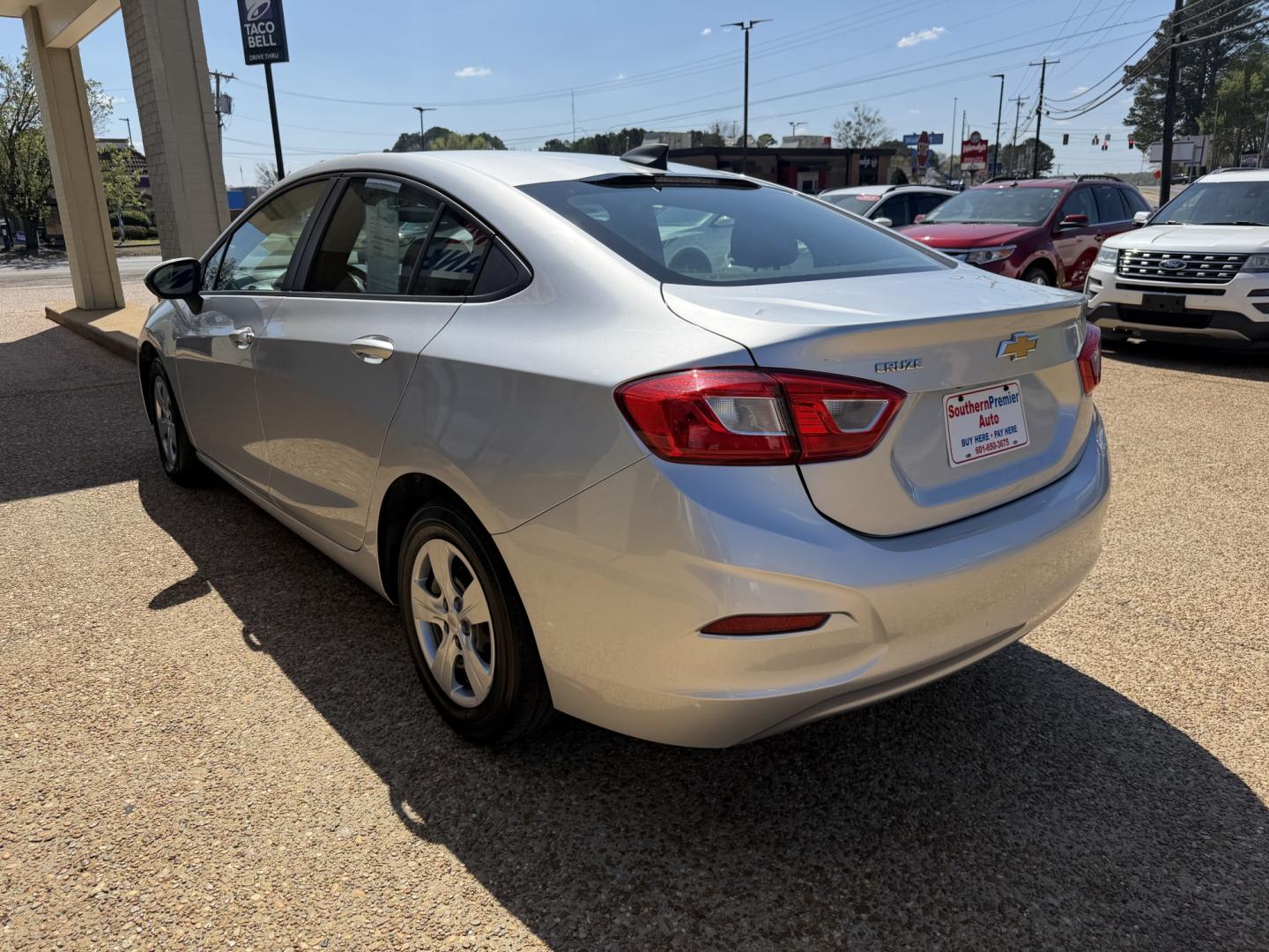 2018 SILVER CHEVROLET CRUZE LS (1G1BC5SM5J7) , located at 922 W. Beacon St., Philadelphia, MS, 39350, (601) 650-3675, 32.770447, -89.127151 - Photo#2