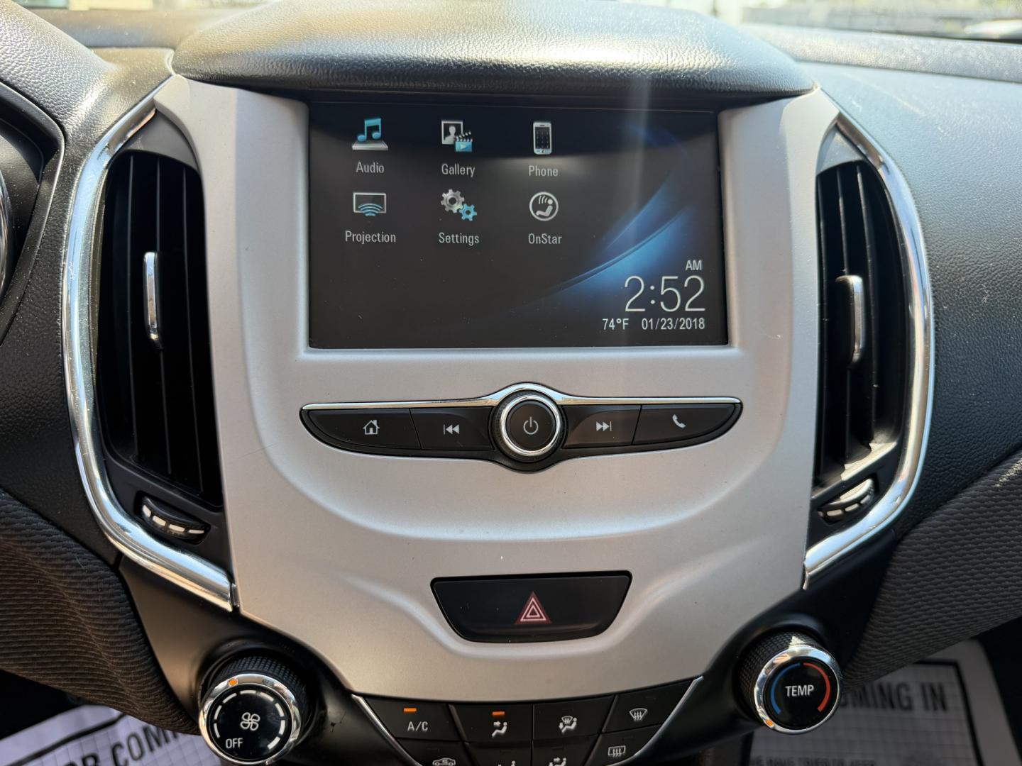 2018 SILVER CHEVROLET CRUZE LS (1G1BC5SM5J7) , located at 922 W. Beacon St., Philadelphia, MS, 39350, (601) 650-3675, 32.770447, -89.127151 - Photo#16