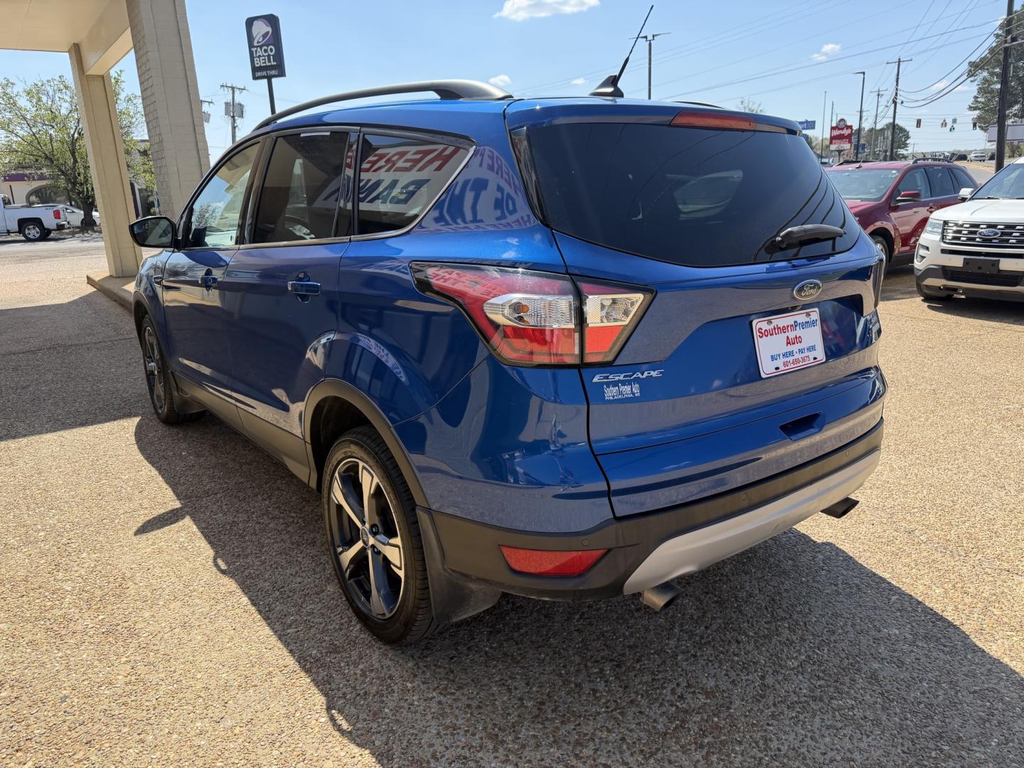 2018 BLUE FORD ESCAPE SEL (1FMCU0HD8JU) , located at 922 W. Beacon St., Philadelphia, MS, 39350, (601) 650-3675, 32.770447, -89.127151 - Photo#3