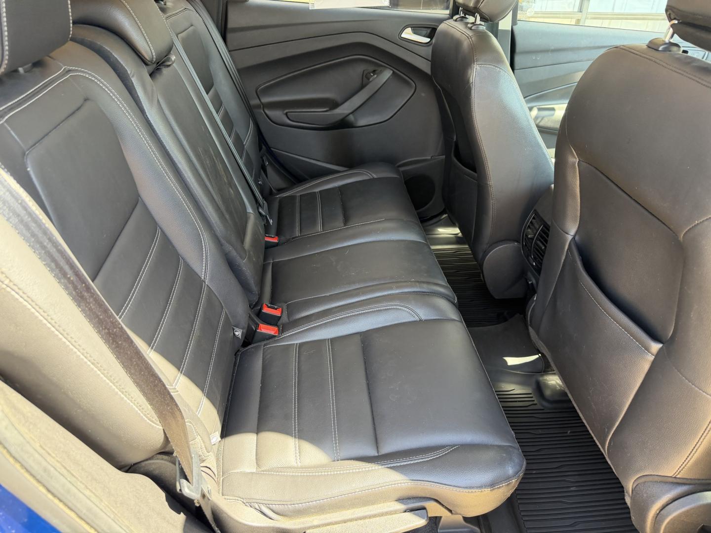2018 BLUE FORD ESCAPE SEL (1FMCU0HD8JU) , located at 922 W. Beacon St., Philadelphia, MS, 39350, (601) 650-3675, 32.770447, -89.127151 - Photo#13