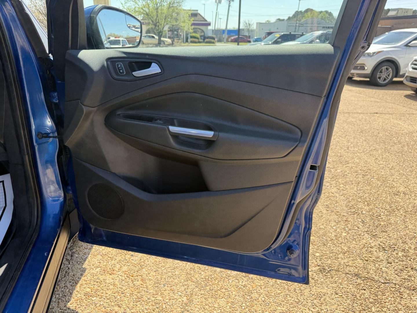 2018 BLUE FORD ESCAPE SEL (1FMCU0HD8JU) , located at 922 W. Beacon St., Philadelphia, MS, 39350, (601) 650-3675, 32.770447, -89.127151 - Photo#10