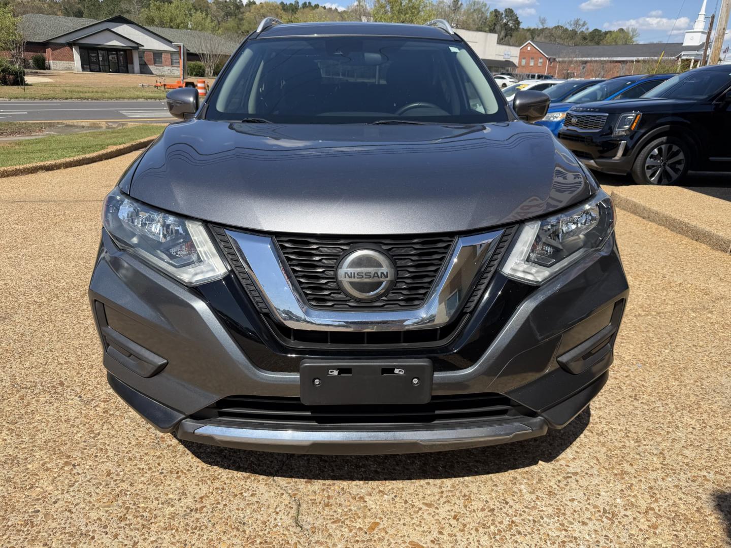 2019 GRAY NISSAN ROGUE S (5N1AT2MTXKC) , located at 922 W. Beacon St., Philadelphia, MS, 39350, (601) 650-3675, 32.770447, -89.127151 - Photo#1