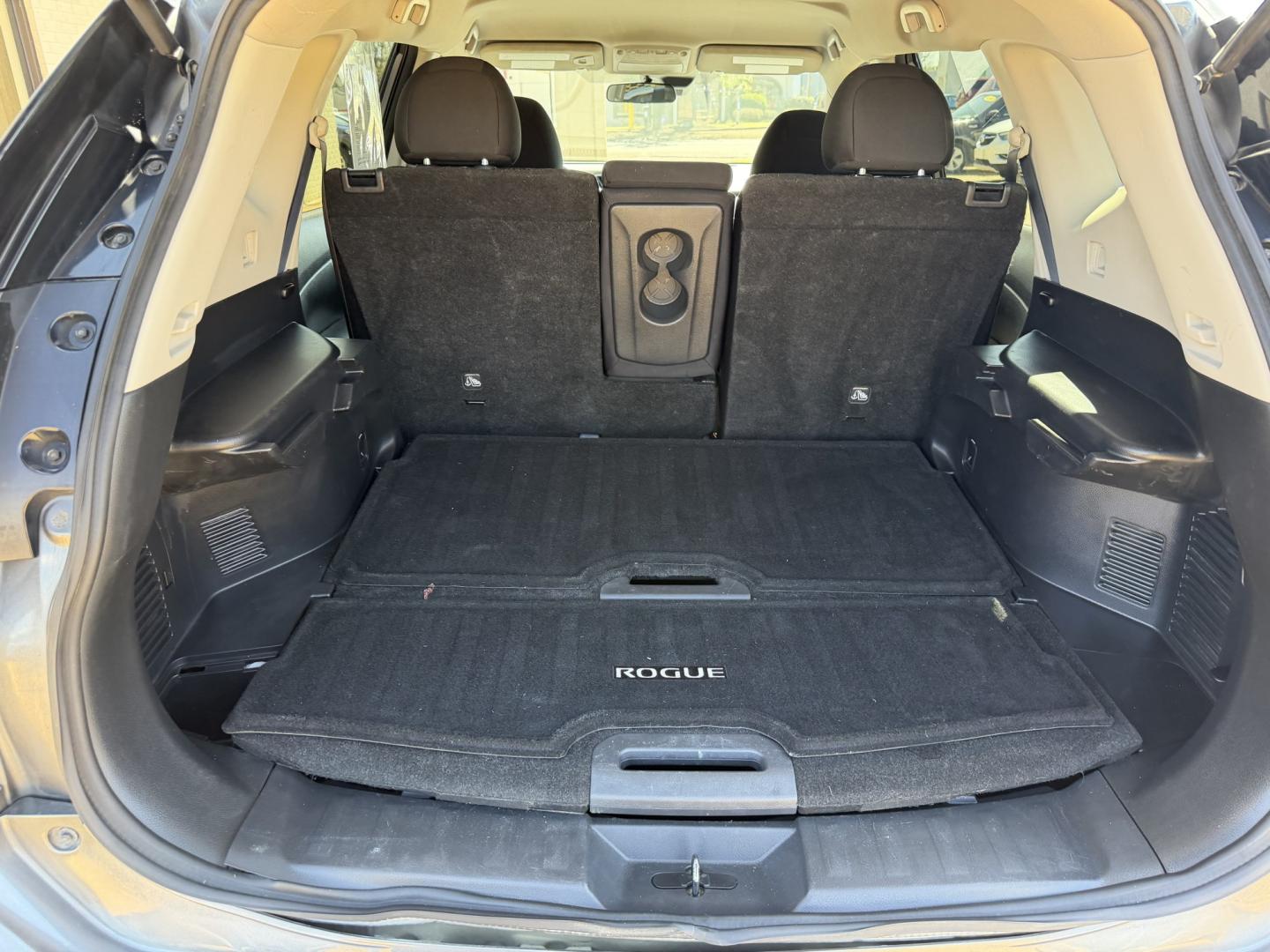 2019 GRAY NISSAN ROGUE S (5N1AT2MTXKC) , located at 922 W. Beacon St., Philadelphia, MS, 39350, (601) 650-3675, 32.770447, -89.127151 - Photo#18