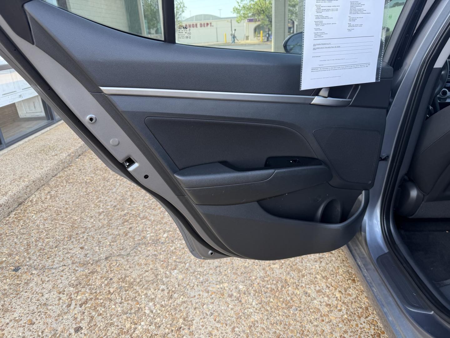 2019 GRAY HYUNDAI ELANTRA SEL (KMHD84LF4KU) , located at 922 W. Beacon St., Philadelphia, MS, 39350, (601) 650-3675, 32.770447, -89.127151- Photo#12