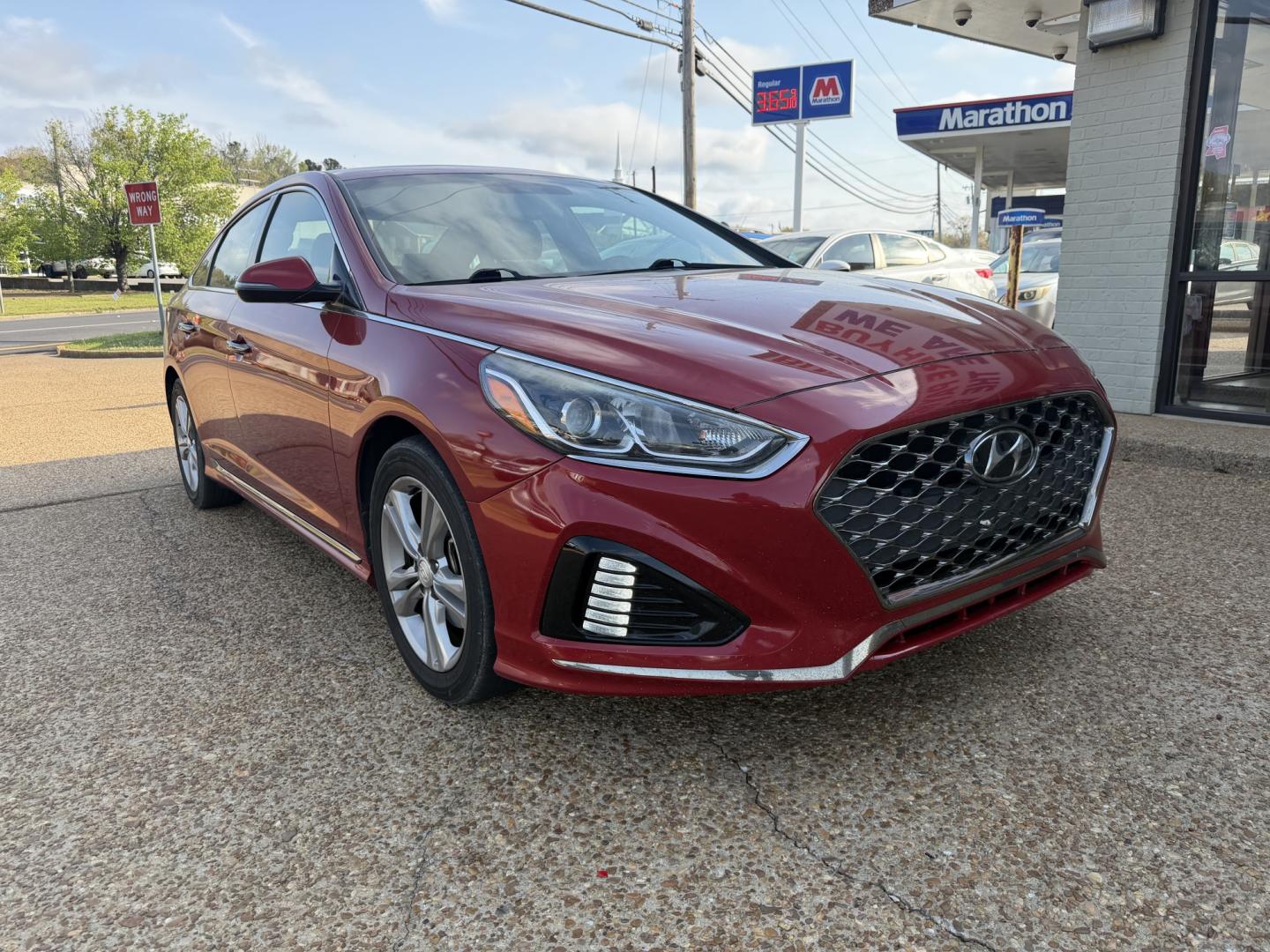 2018 RED HYUNDAI SONATA SPORT (5NPE34AF0JH) , located at 922 W. Beacon St., Philadelphia, MS, 39350, (601) 650-3675, 32.770447, -89.127151- Photo#0