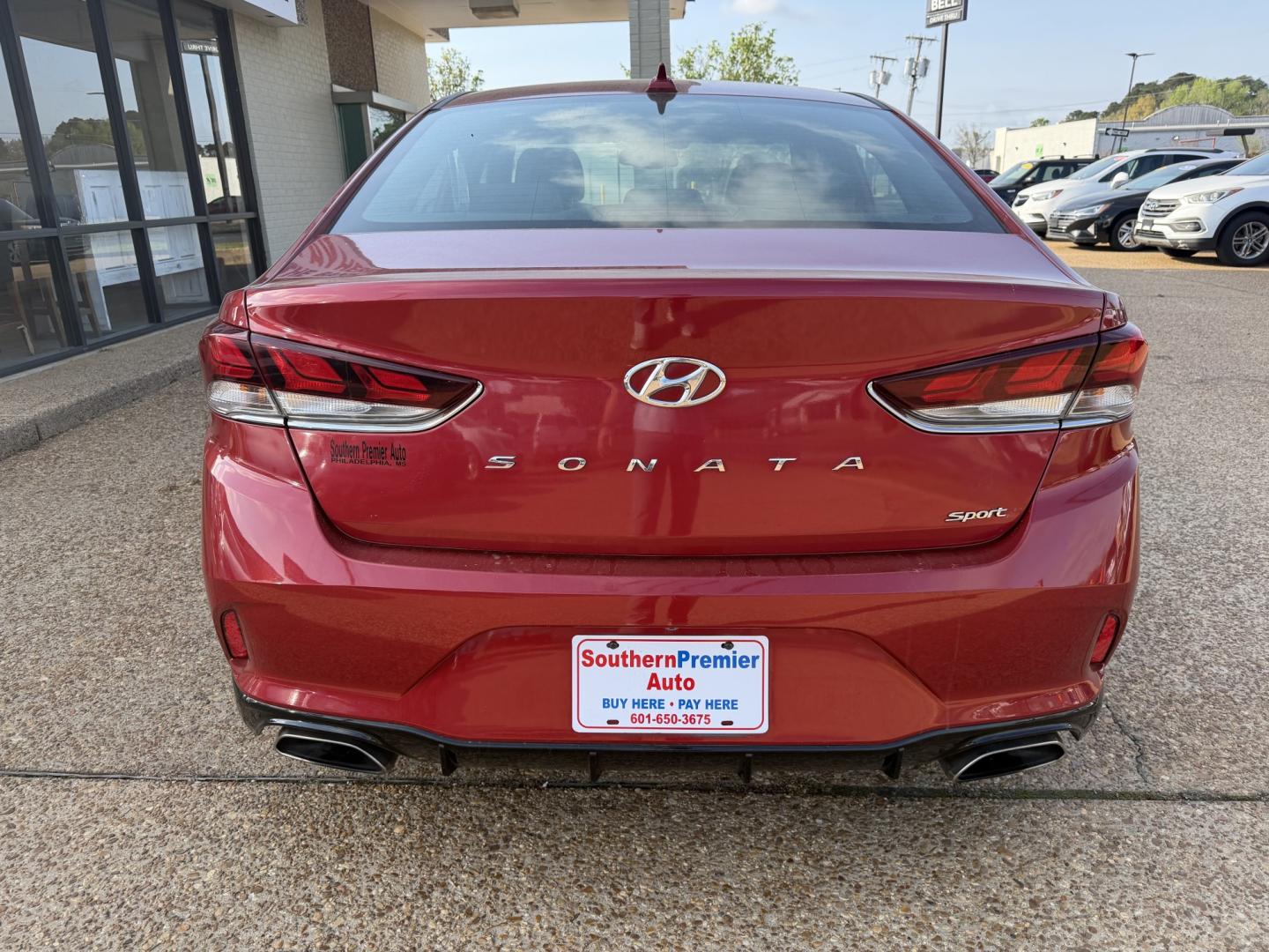 2018 RED HYUNDAI SONATA SPORT (5NPE34AF0JH) , located at 922 W. Beacon St., Philadelphia, MS, 39350, (601) 650-3675, 32.770447, -89.127151 - Photo#4