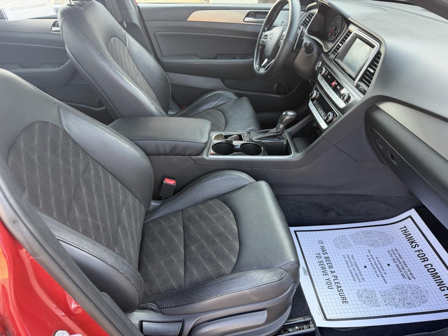 2018 RED HYUNDAI SONATA SPORT (5NPE34AF0JH) , located at 922 W. Beacon St., Philadelphia, MS, 39350, (601) 650-3675, 32.770447, -89.127151 - Photo#10