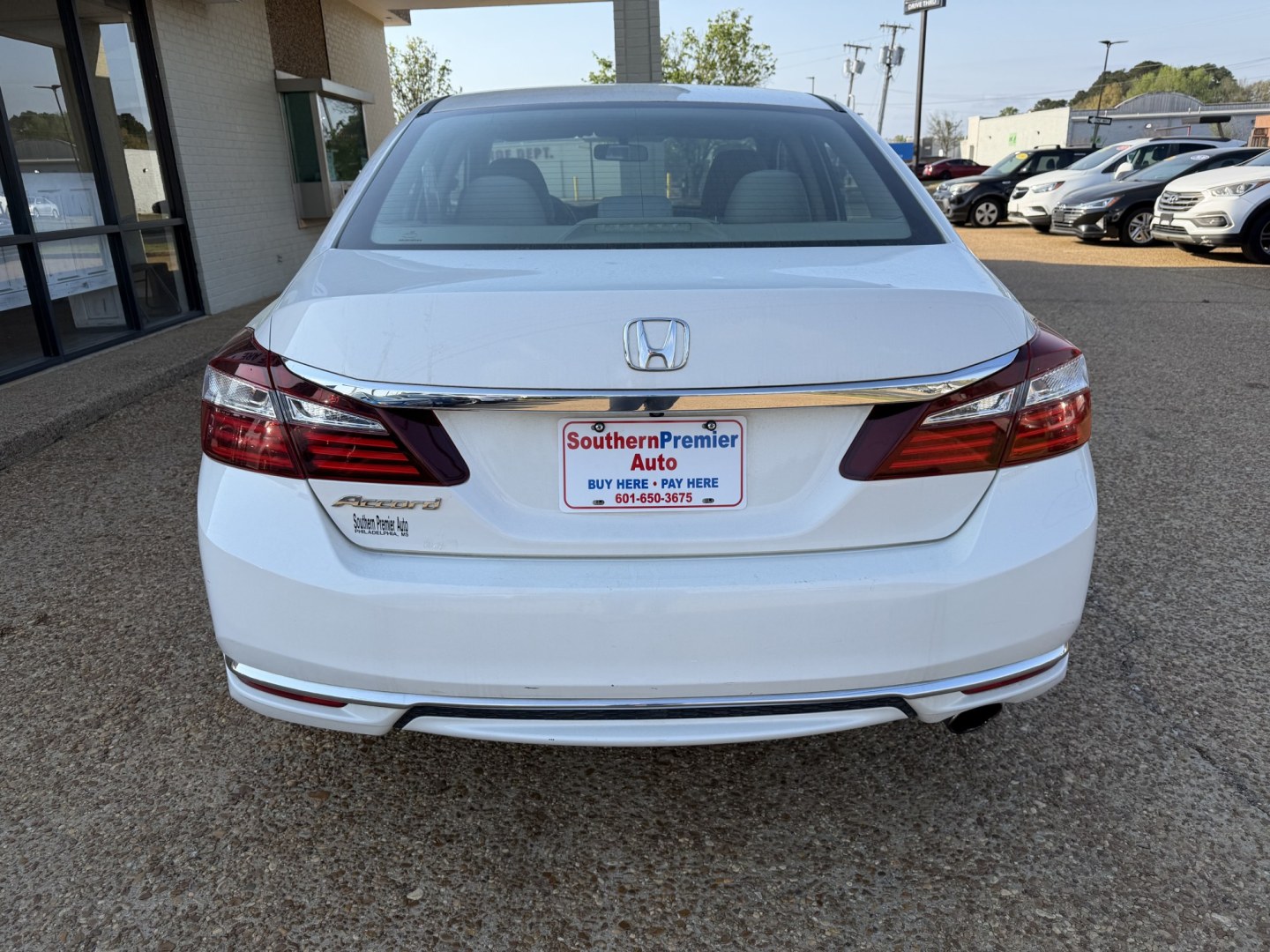 2017 WHITE HONDA ACCORD LX (1HGCR2F37HA) , located at 922 W. Beacon St., Philadelphia, MS, 39350, (601) 650-3675, 32.770447, -89.127151 - Photo#4