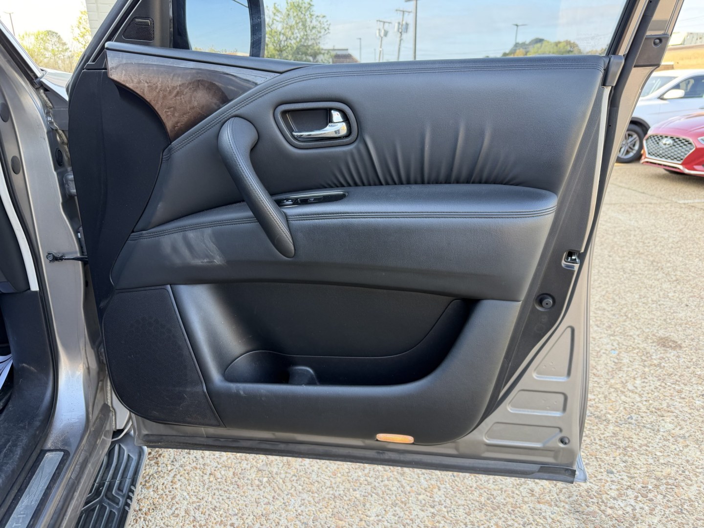 2012 GRAY INFINITI QX56 BASE (JN8AZ2NE3C9) , located at 922 W. Beacon St., Philadelphia, MS, 39350, (601) 650-3675, 32.770447, -89.127151 - Photo#11