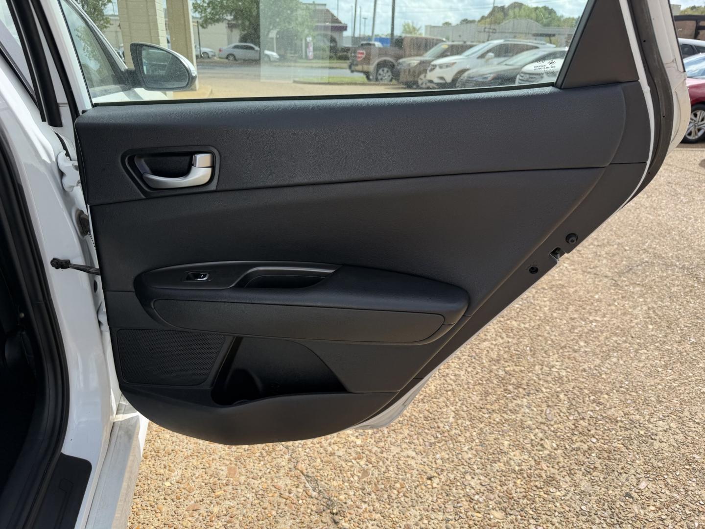 2020 WHITE KIA OPTIMA LX (5XXGT4L39LG) , located at 922 W. Beacon St., Philadelphia, MS, 39350, (601) 650-3675, 32.770447, -89.127151 - Photo#15
