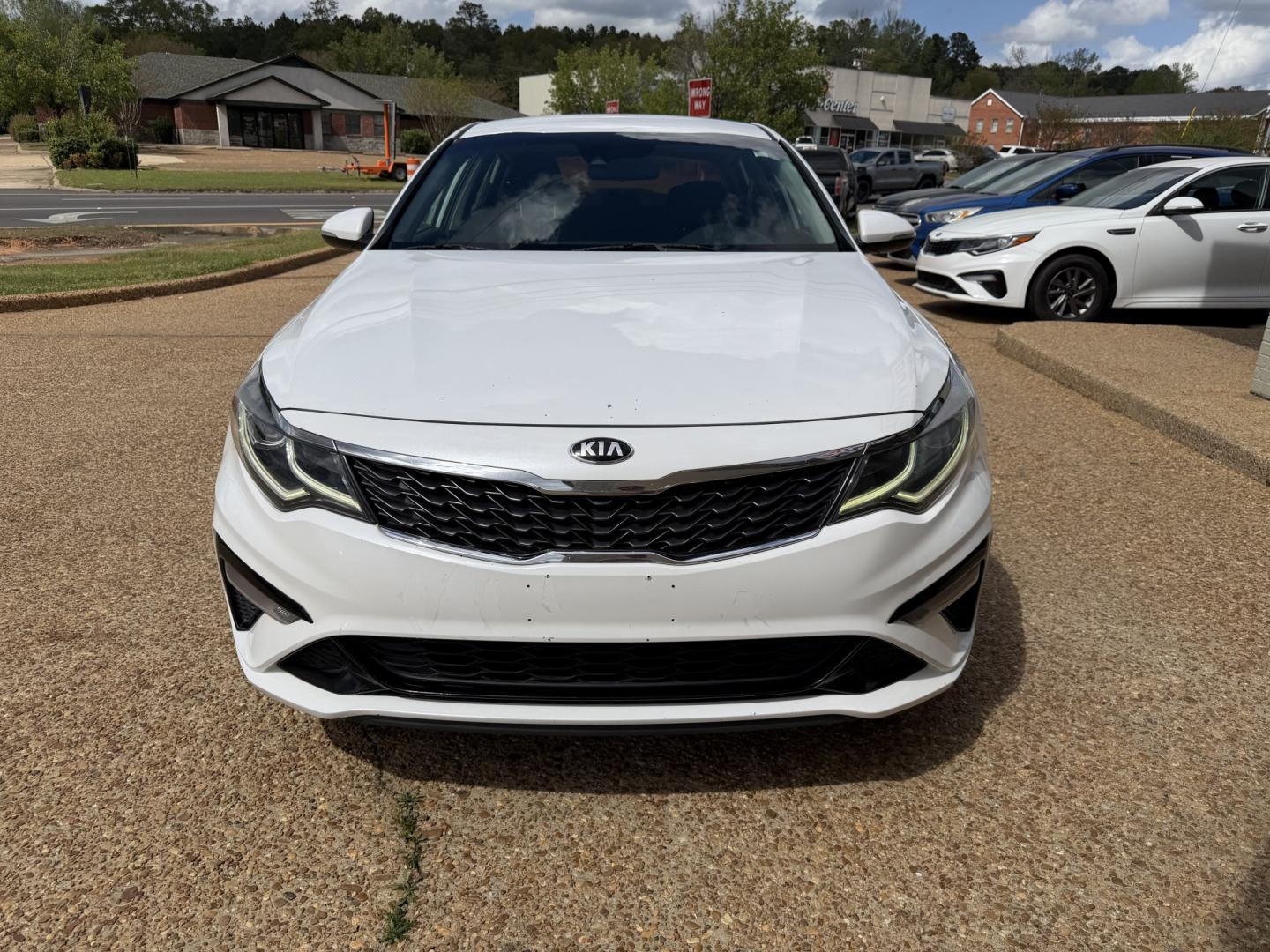 2020 WHITE KIA OPTIMA LX (5XXGT4L33LG) , located at 922 W. Beacon St., Philadelphia, MS, 39350, (601) 650-3675, 32.770447, -89.127151- Photo#1