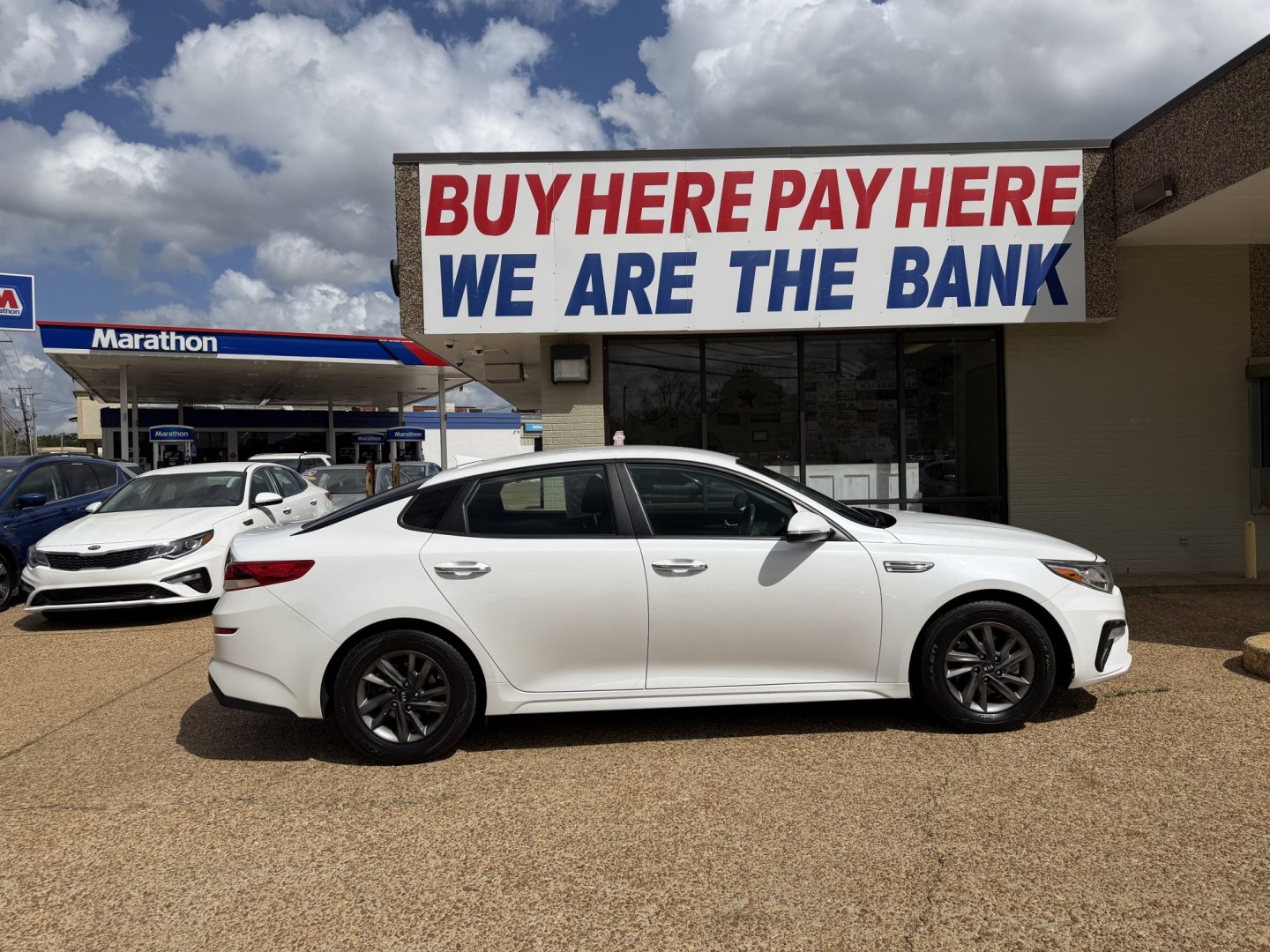 2020 WHITE KIA OPTIMA LX (5XXGT4L33LG) , located at 922 W. Beacon St., Philadelphia, MS, 39350, (601) 650-3675, 32.770447, -89.127151 - Photo#6