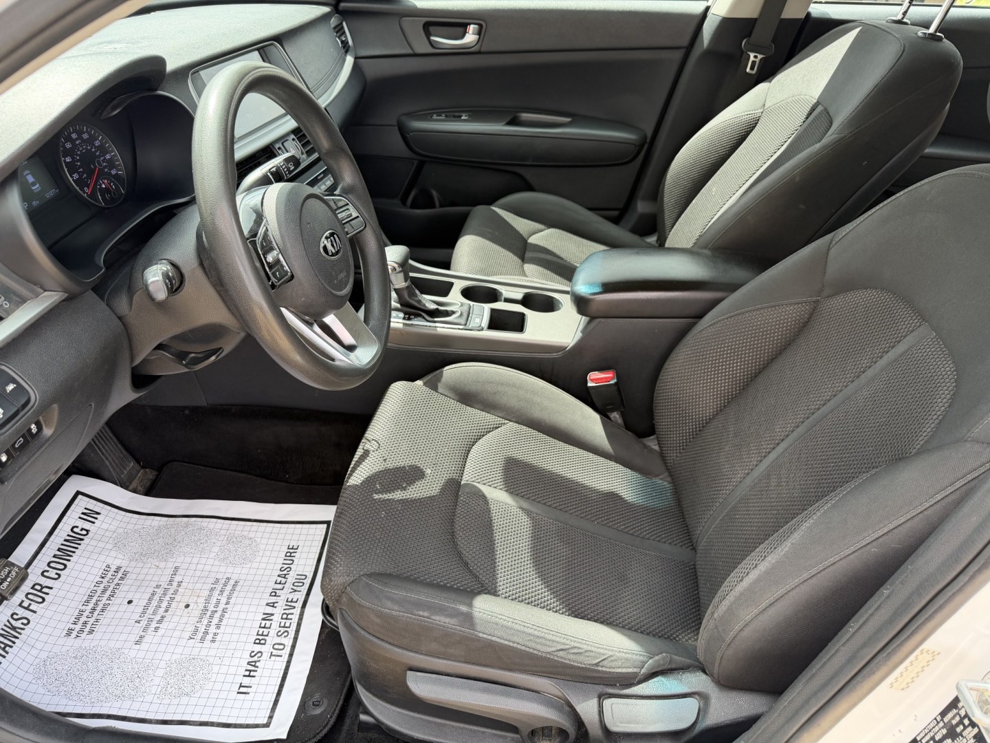 2020 WHITE KIA OPTIMA LX (5XXGT4L33LG) , located at 922 W. Beacon St., Philadelphia, MS, 39350, (601) 650-3675, 32.770447, -89.127151 - Photo#9