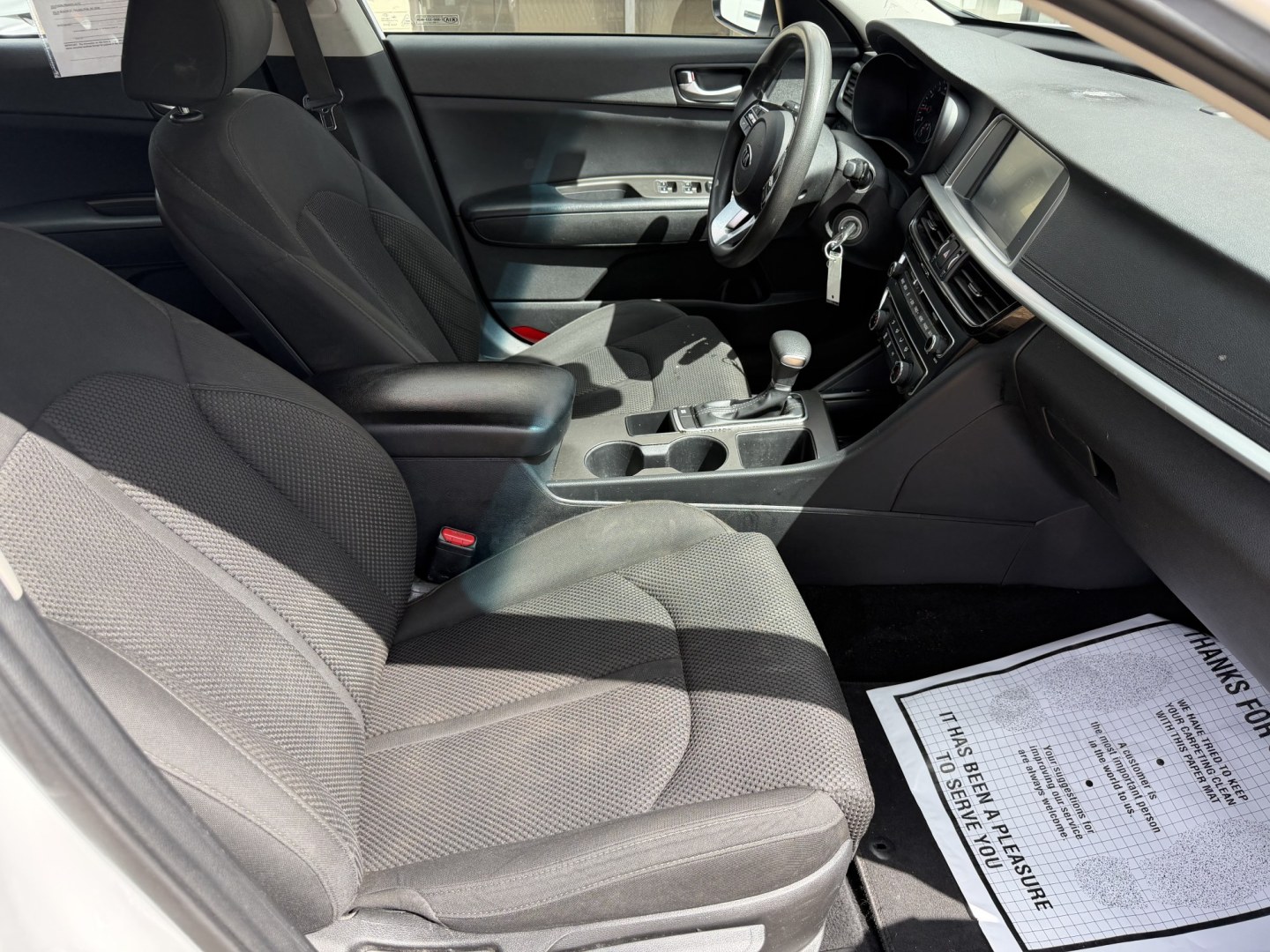 2020 WHITE KIA OPTIMA LX (5XXGT4L33LG) , located at 922 W. Beacon St., Philadelphia, MS, 39350, (601) 650-3675, 32.770447, -89.127151 - Photo#10