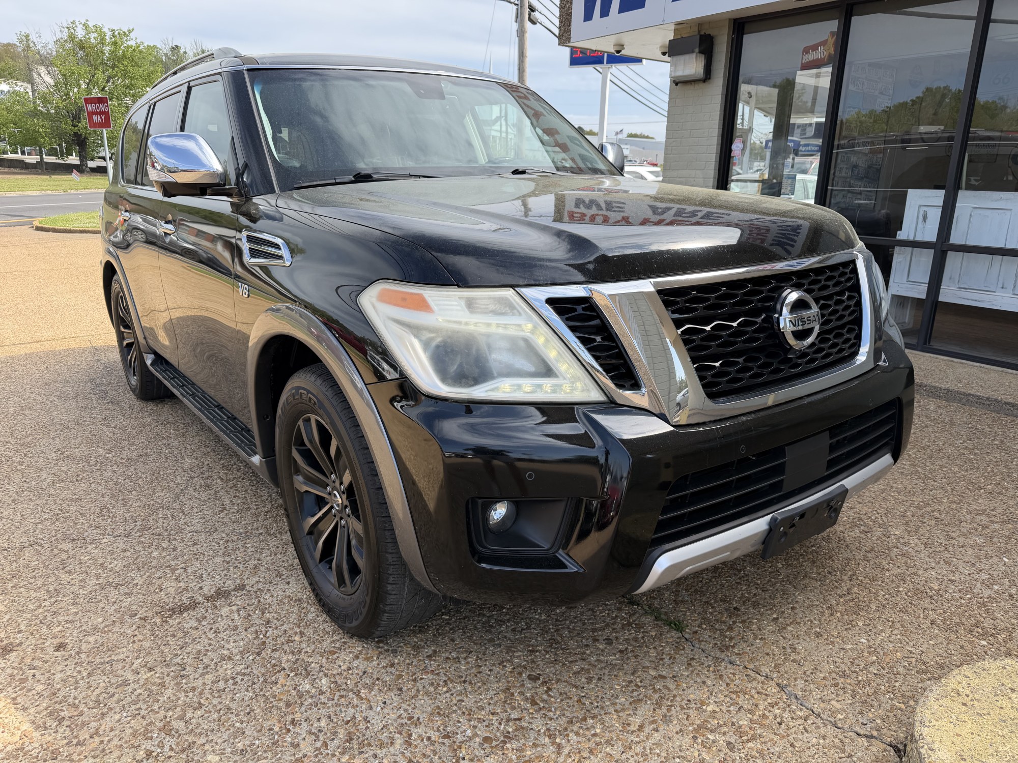 photo of 2017 NISSAN ARMADA PLAT 