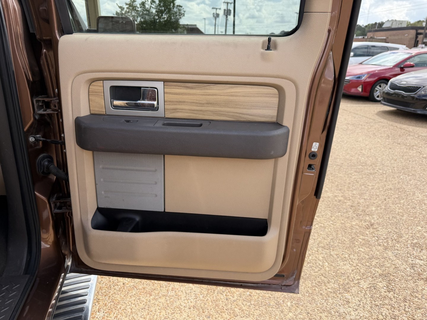 2011 BROWN FORD F-150 LARIAT (1FTFW1CF7BF) , located at 922 W. Beacon St., Philadelphia, MS, 39350, (601) 650-3675, 32.770447, -89.127151 - Photo#15