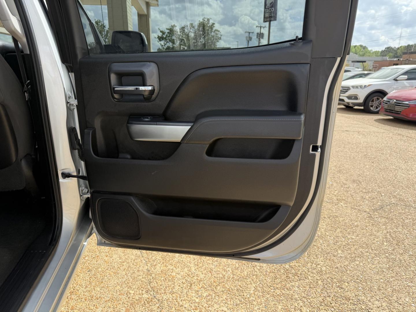 2015 SILVER CHEVROLET SILVERADO LT (1GCUKREC5FF) , located at 922 W. Beacon St., Philadelphia, MS, 39350, (601) 650-3675, 32.770447, -89.127151 - Photo#15