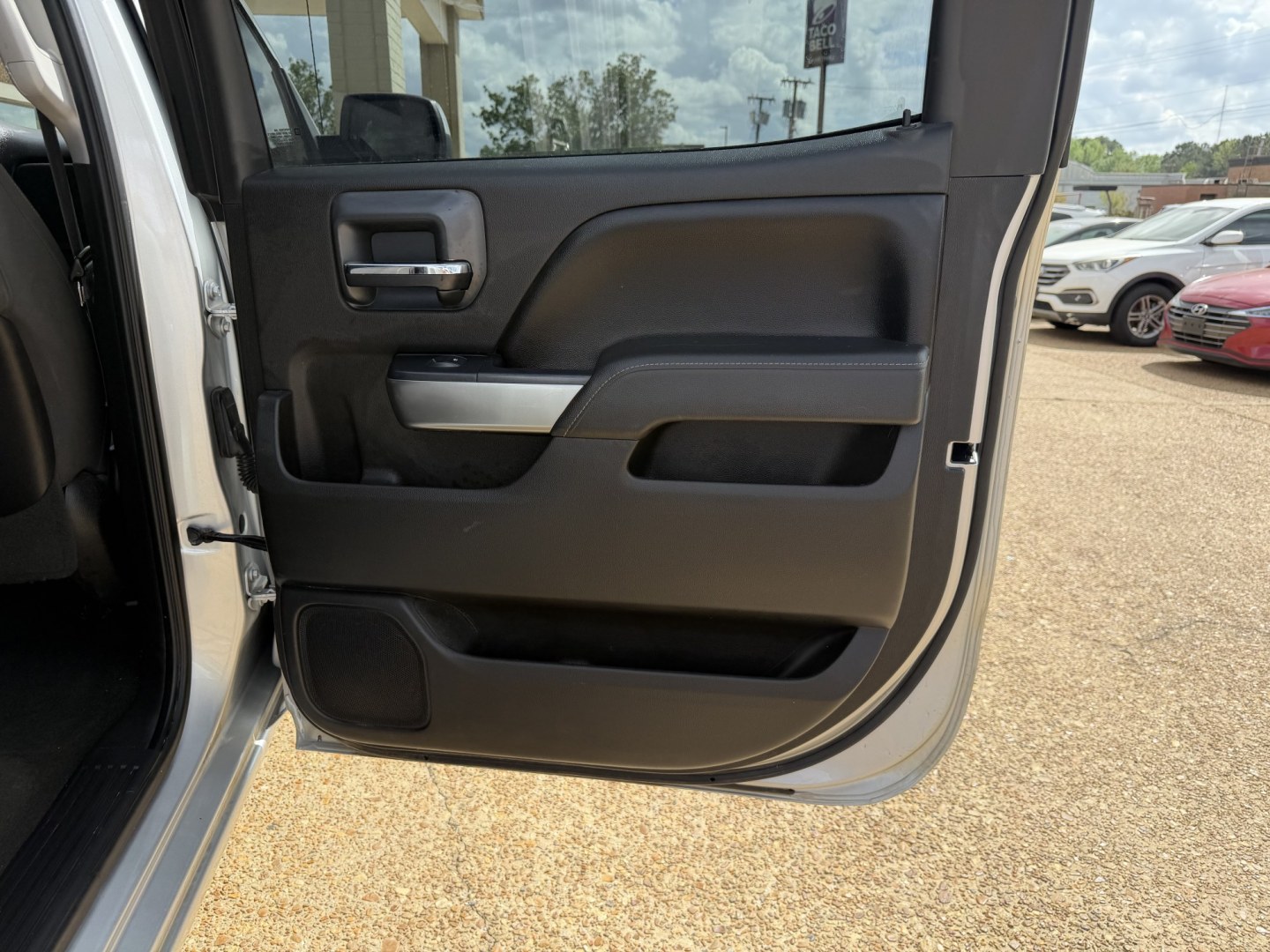 2015 SILVER CHEVROLET SILVERADO LT (1GCUKREC5FF) , located at 922 W. Beacon St., Philadelphia, MS, 39350, (601) 650-3675, 32.770447, -89.127151 - Photo#15