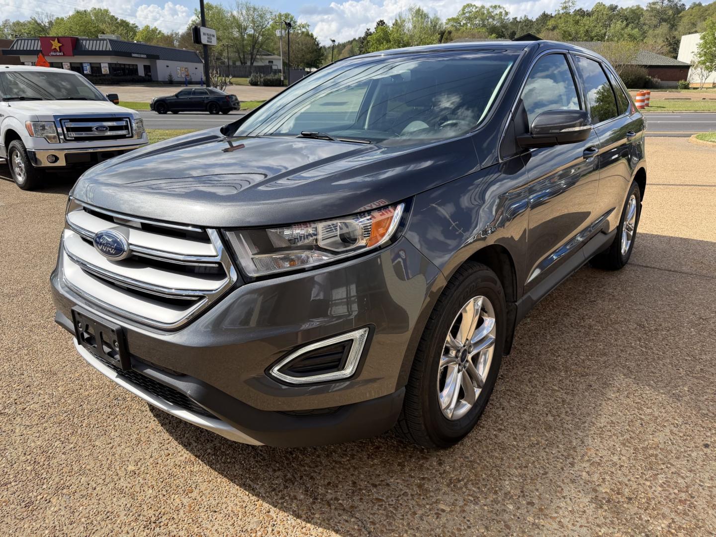 2015 GRAY FORD EDGE SEL (2FMTK4J9XFB) , located at 922 W. Beacon St., Philadelphia, MS, 39350, (601) 650-3675, 32.770447, -89.127151- Photo#2