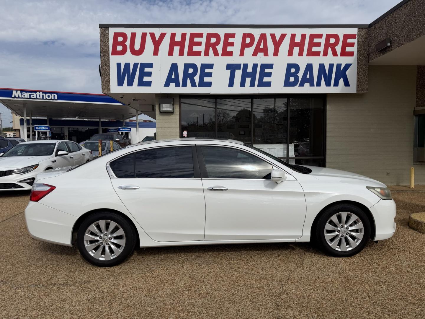 2014 WHITE HONDA ACCORD EX (1HGCR2F7XEA) , located at 922 W. Beacon St., Philadelphia, MS, 39350, (601) 650-3675, 32.770447, -89.127151- Photo#6