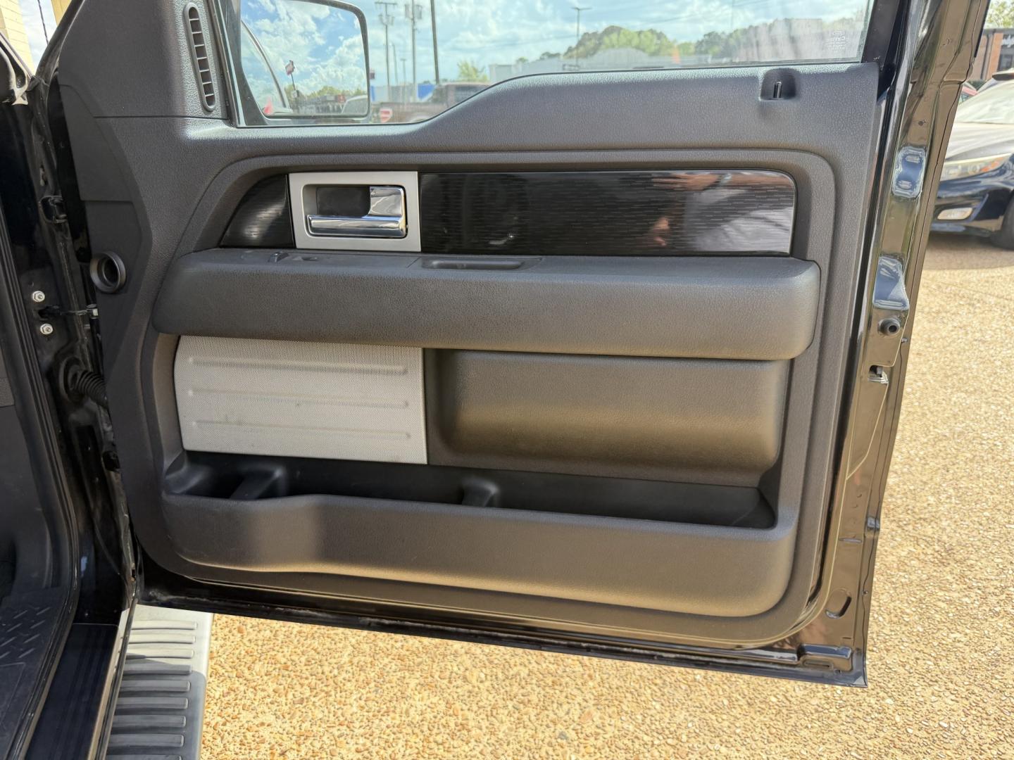 2010 BLACK FORD F-150 FX2 (1FTEW1C82AK) , located at 922 W. Beacon St., Philadelphia, MS, 39350, (601) 650-3675, 32.770447, -89.127151 - Photo#11