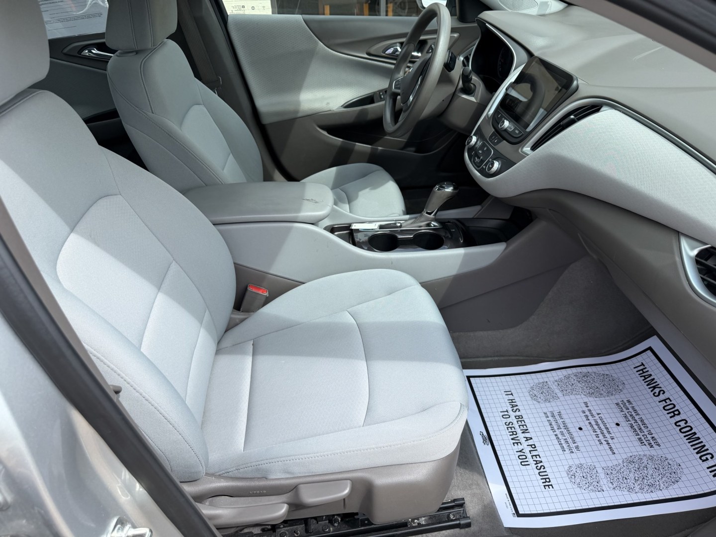 2020 SILVER CHEVROLET MALIBU LS (1FL) (1G1ZC5ST3LF) , located at 922 W. Beacon St., Philadelphia, MS, 39350, (601) 650-3675, 32.770447, -89.127151 - Photo#10