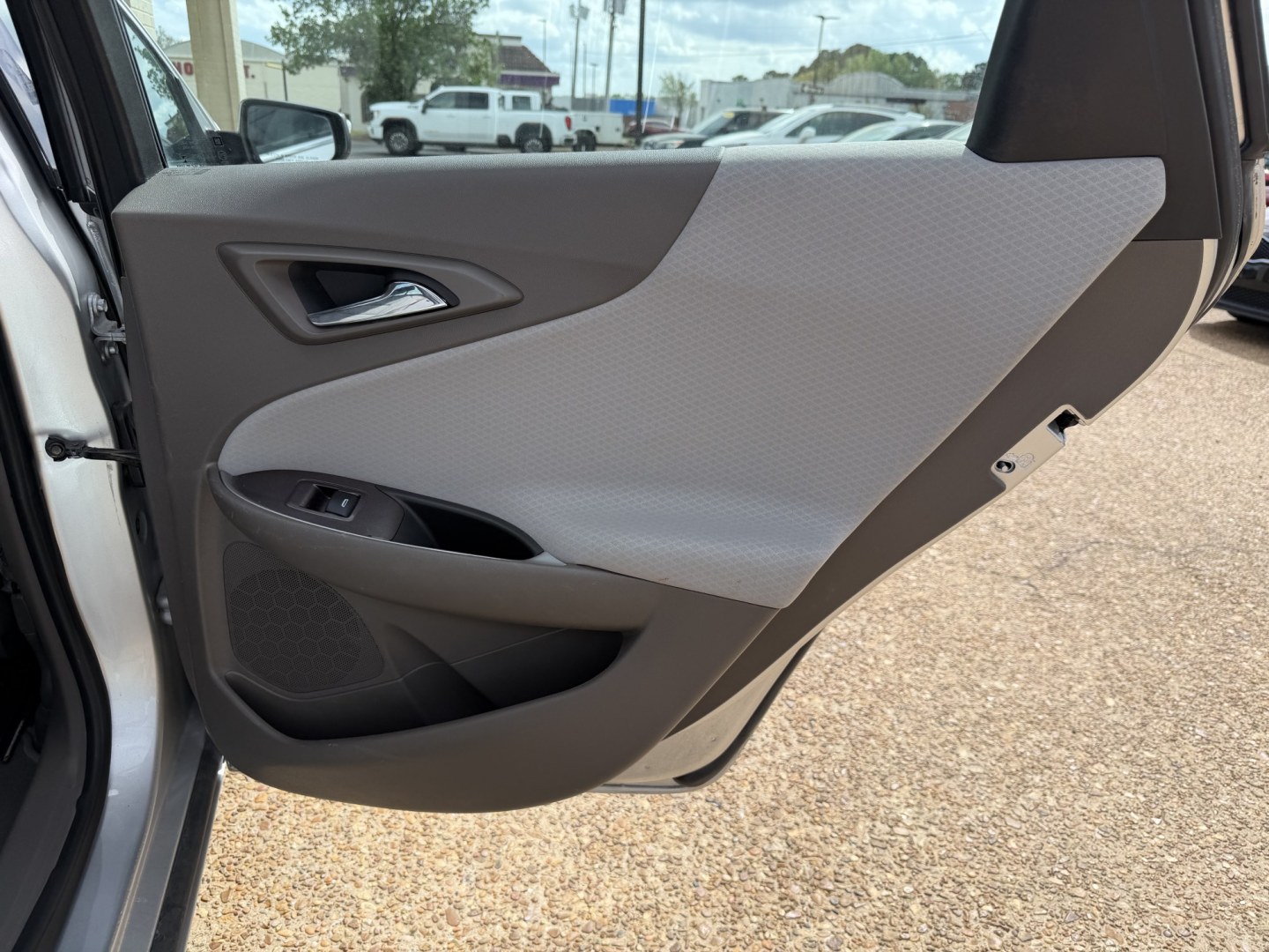 2020 SILVER CHEVROLET MALIBU LS (1FL) (1G1ZC5ST3LF) , located at 922 W. Beacon St., Philadelphia, MS, 39350, (601) 650-3675, 32.770447, -89.127151 - Photo#15