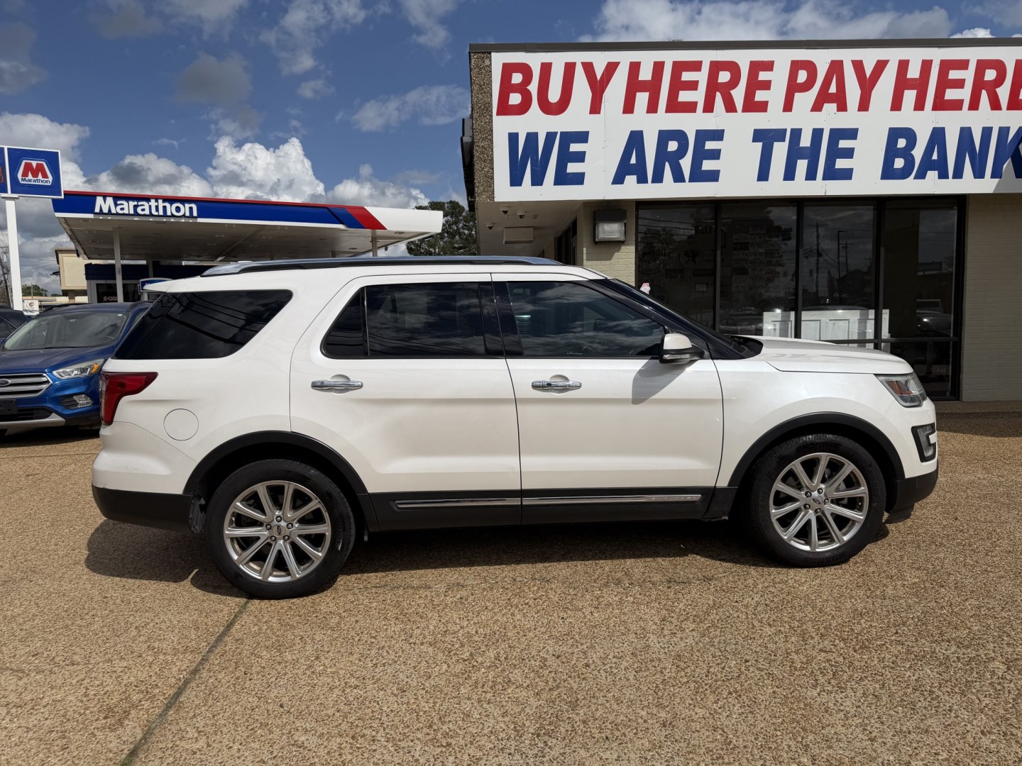 2016 WHITE FORD EXPLORER LIMITED Limited (1FM5K7F85GG) , located at 922 W. Beacon St., Philadelphia, MS, 39350, (601) 650-3675, 32.770447, -89.127151 - Photo#6