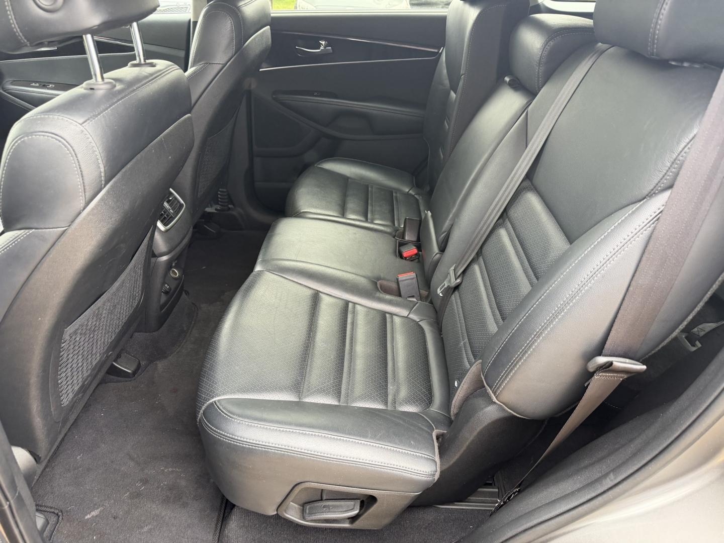 2017 GRAY KIA SORENTO EX (5XYPH4A54HG) , located at 922 W. Beacon St., Philadelphia, MS, 39350, (601) 650-3675, 32.770447, -89.127151 - Photo#13