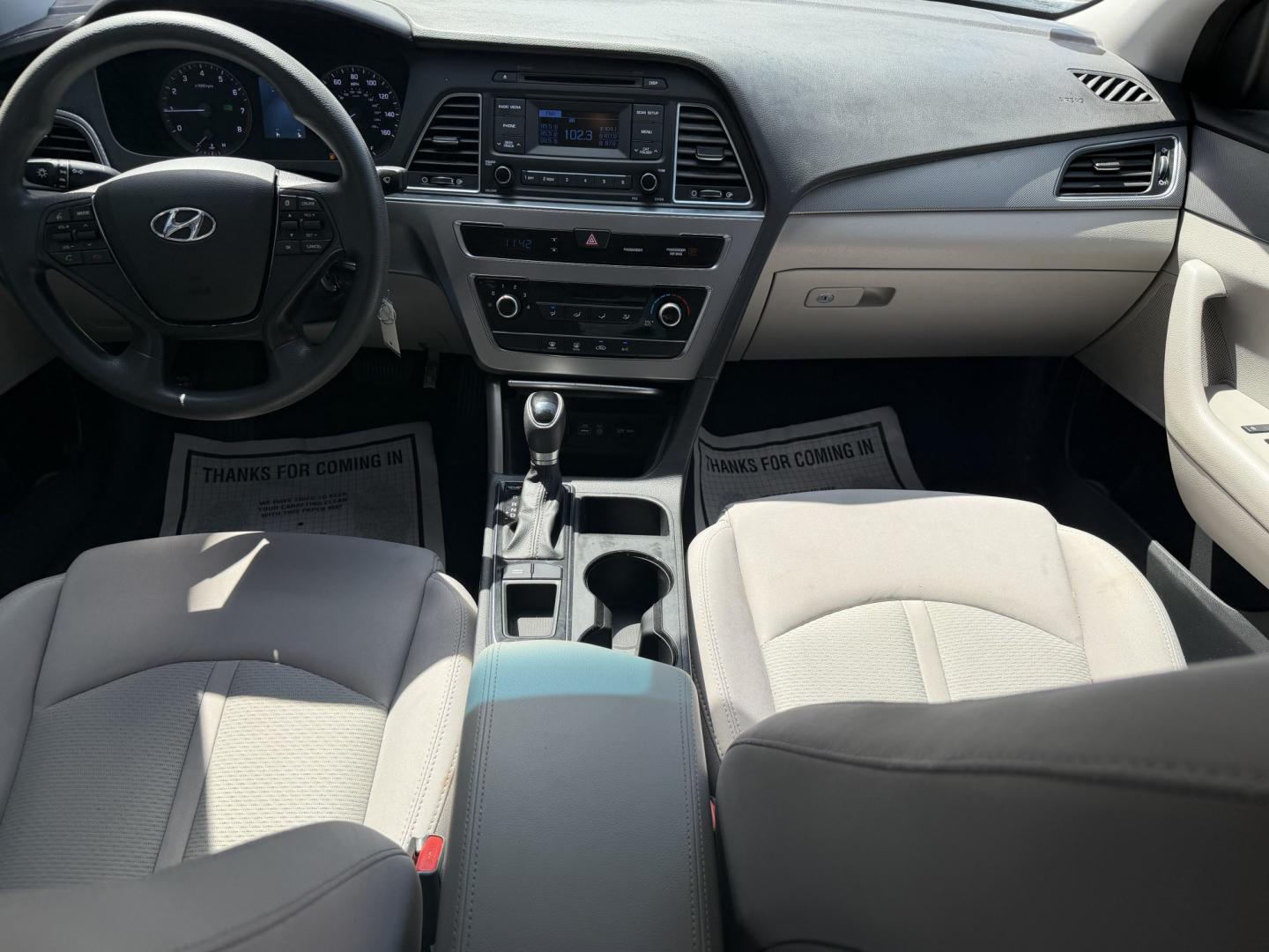 2015 SILVER HYUNDAI SONATA SE (5NPE24AF5FH) , located at 922 W. Beacon St., Philadelphia, MS, 39350, (601) 650-3675, 32.770447, -89.127151 - Photo#16