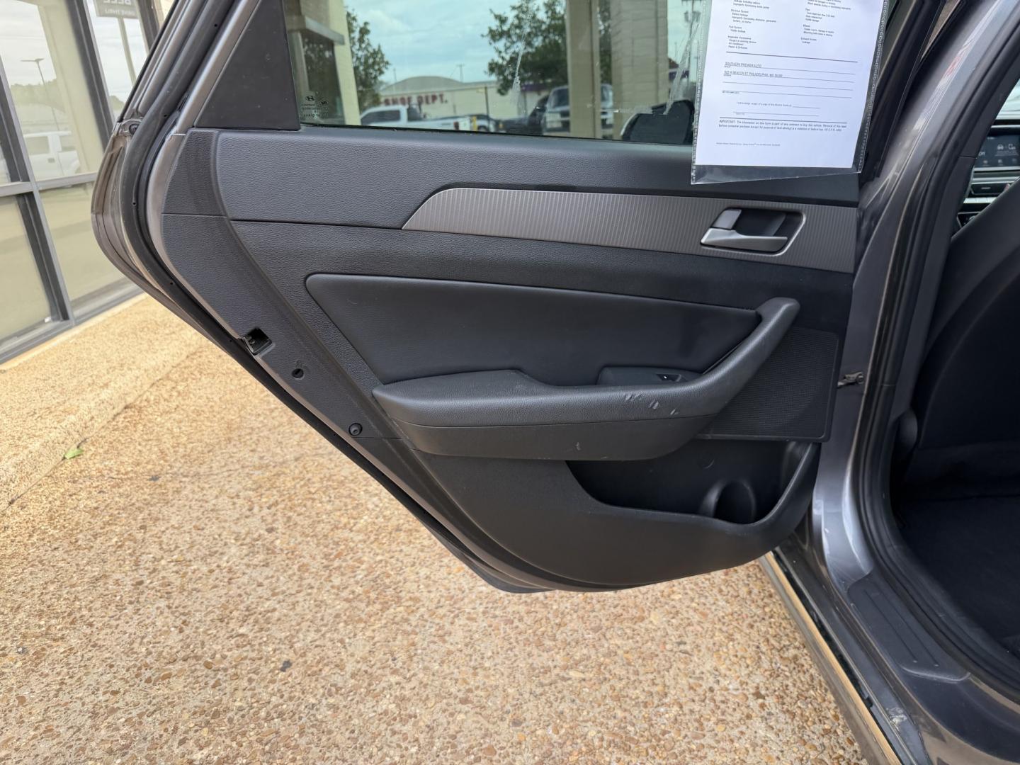 2018 GRAY HYUNDAI SONATA SPORT (5NPE34AF2JH) , located at 922 W. Beacon St., Philadelphia, MS, 39350, (601) 650-3675, 32.770447, -89.127151 - Photo#11