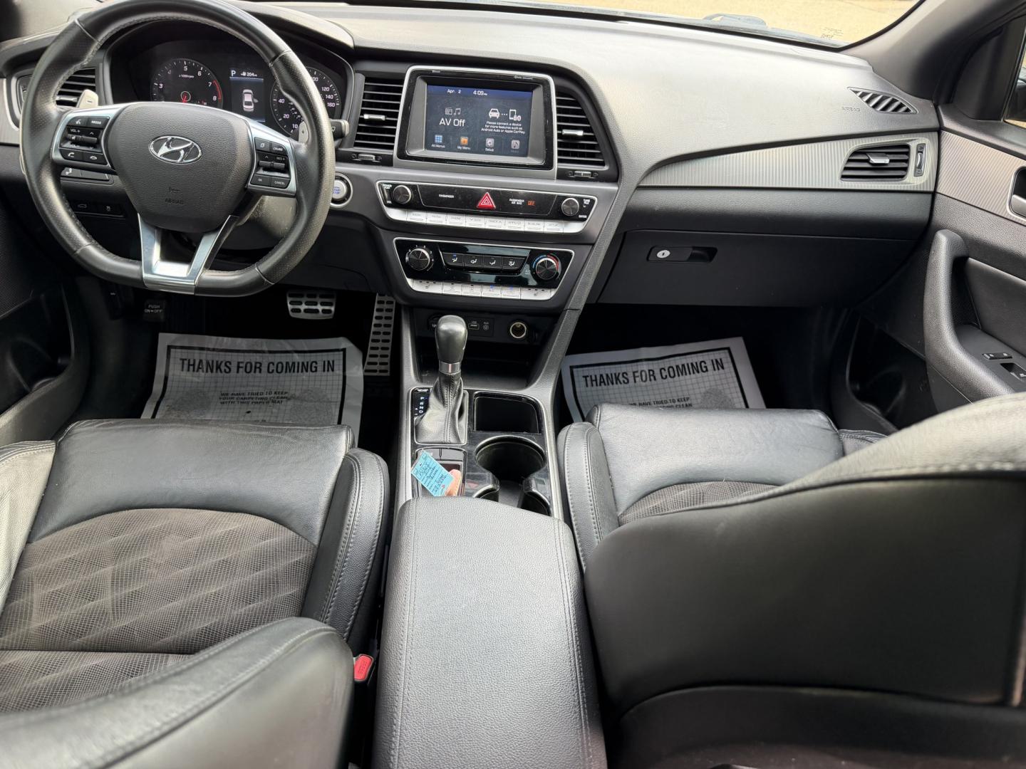 2018 GRAY HYUNDAI SONATA SPORT (5NPE34AF2JH) , located at 922 W. Beacon St., Philadelphia, MS, 39350, (601) 650-3675, 32.770447, -89.127151 - Photo#15