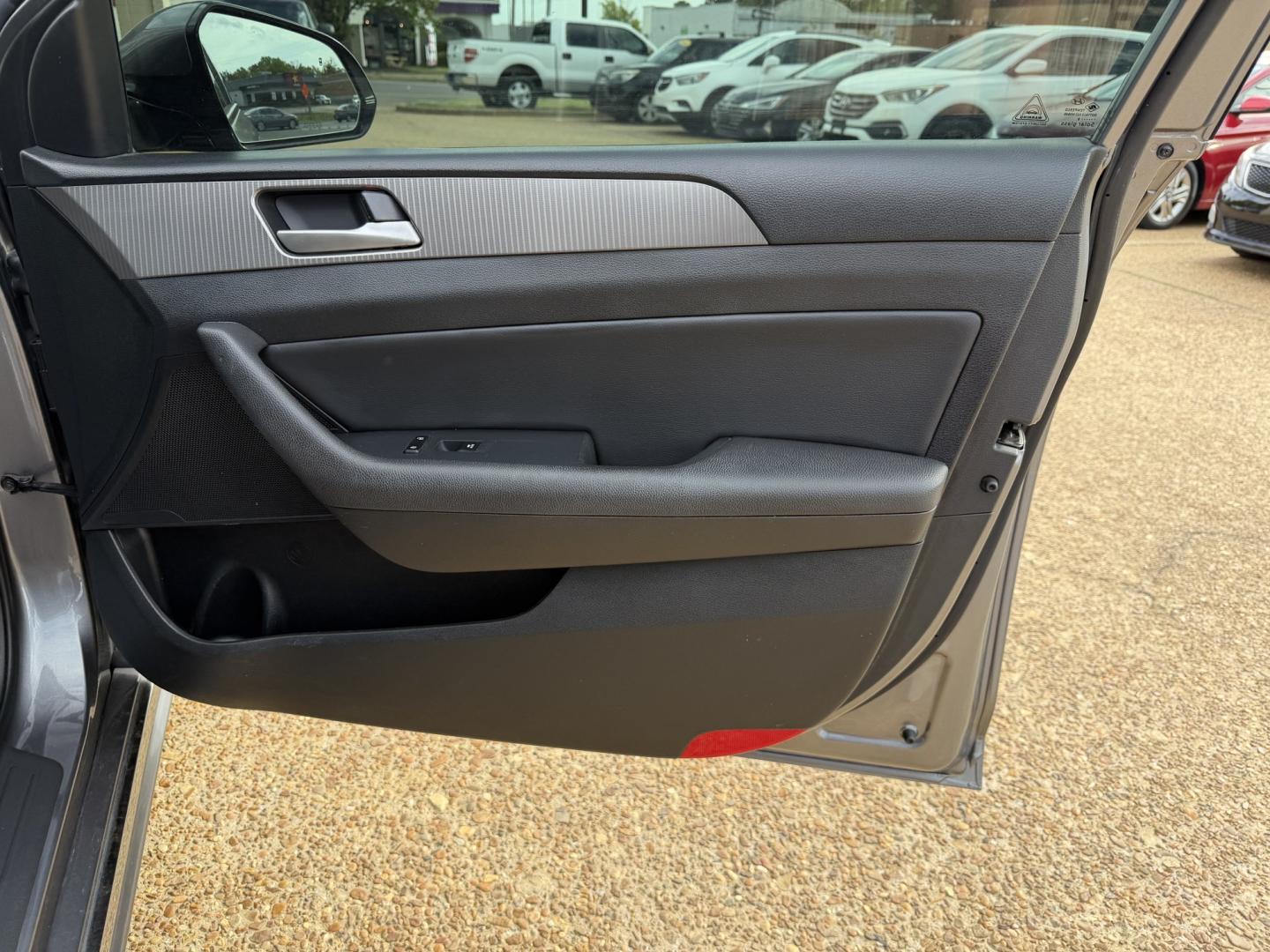 2018 GRAY HYUNDAI SONATA SPORT (5NPE34AF2JH) , located at 922 W. Beacon St., Philadelphia, MS, 39350, (601) 650-3675, 32.770447, -89.127151 - Photo#10