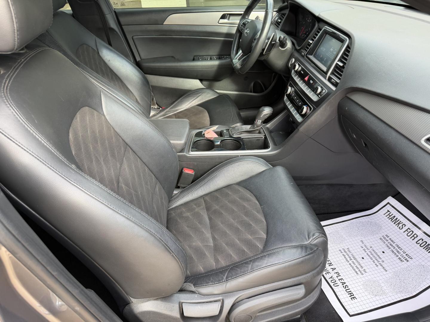 2018 GRAY HYUNDAI SONATA SPORT (5NPE34AF2JH) , located at 922 W. Beacon St., Philadelphia, MS, 39350, (601) 650-3675, 32.770447, -89.127151 - Photo#9