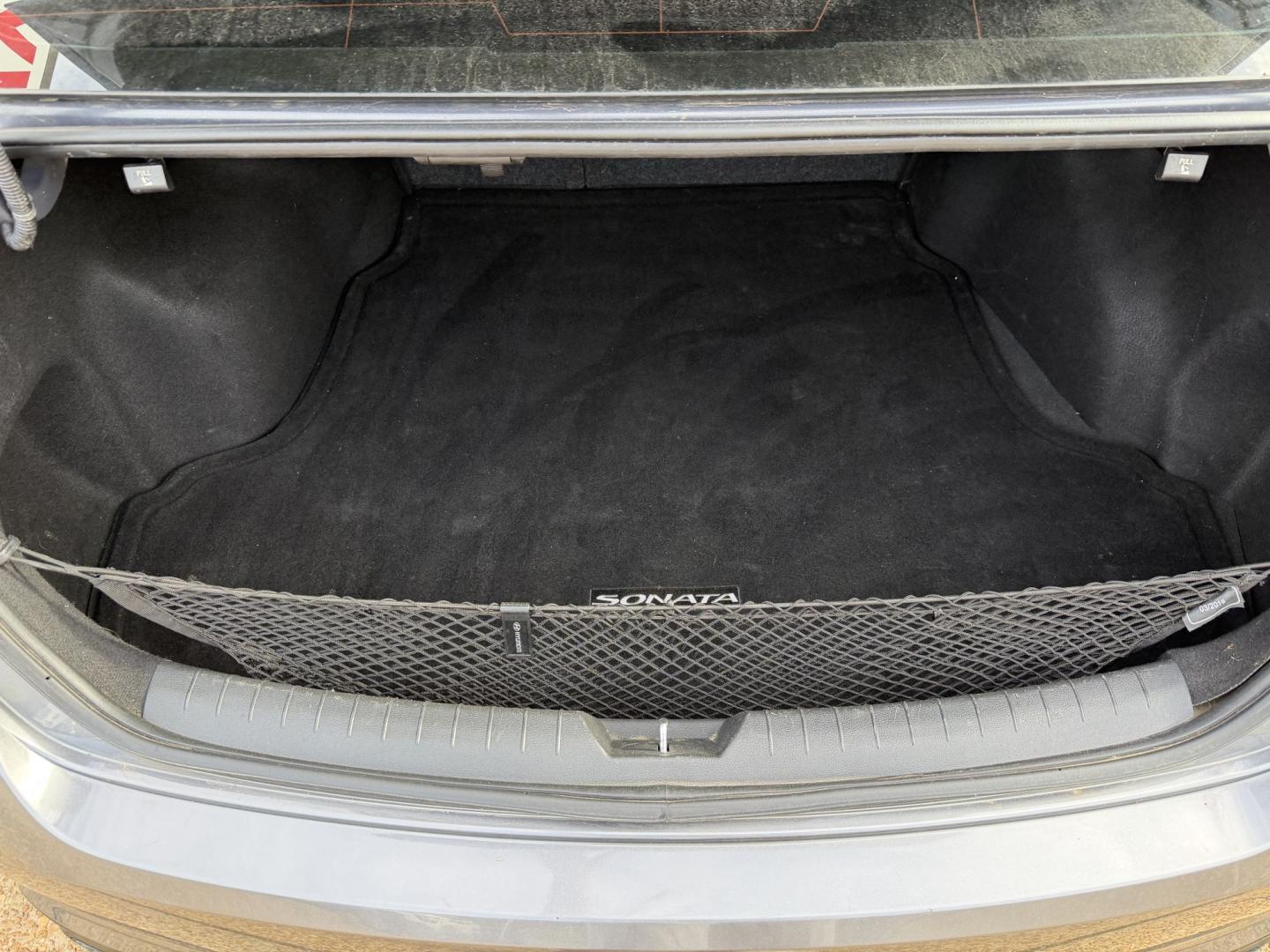 2018 GRAY HYUNDAI SONATA SPORT (5NPE34AF2JH) , located at 922 W. Beacon St., Philadelphia, MS, 39350, (601) 650-3675, 32.770447, -89.127151 - Photo#18