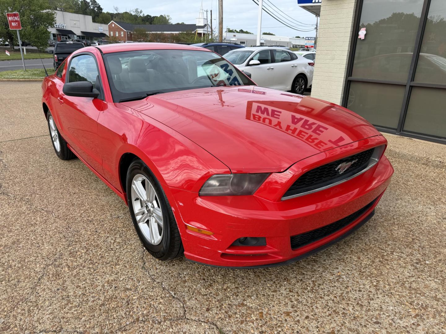 2014 RED FORD MUSTANG BASE (1ZVBP8AM7E5) , located at 922 W. Beacon St., Philadelphia, MS, 39350, (601) 650-3675, 32.770447, -89.127151 - Photo#0