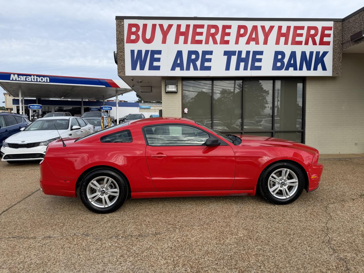 2014 RED FORD MUSTANG BASE (1ZVBP8AM7E5) , located at 922 W. Beacon St., Philadelphia, MS, 39350, (601) 650-3675, 32.770447, -89.127151 - Photo#6
