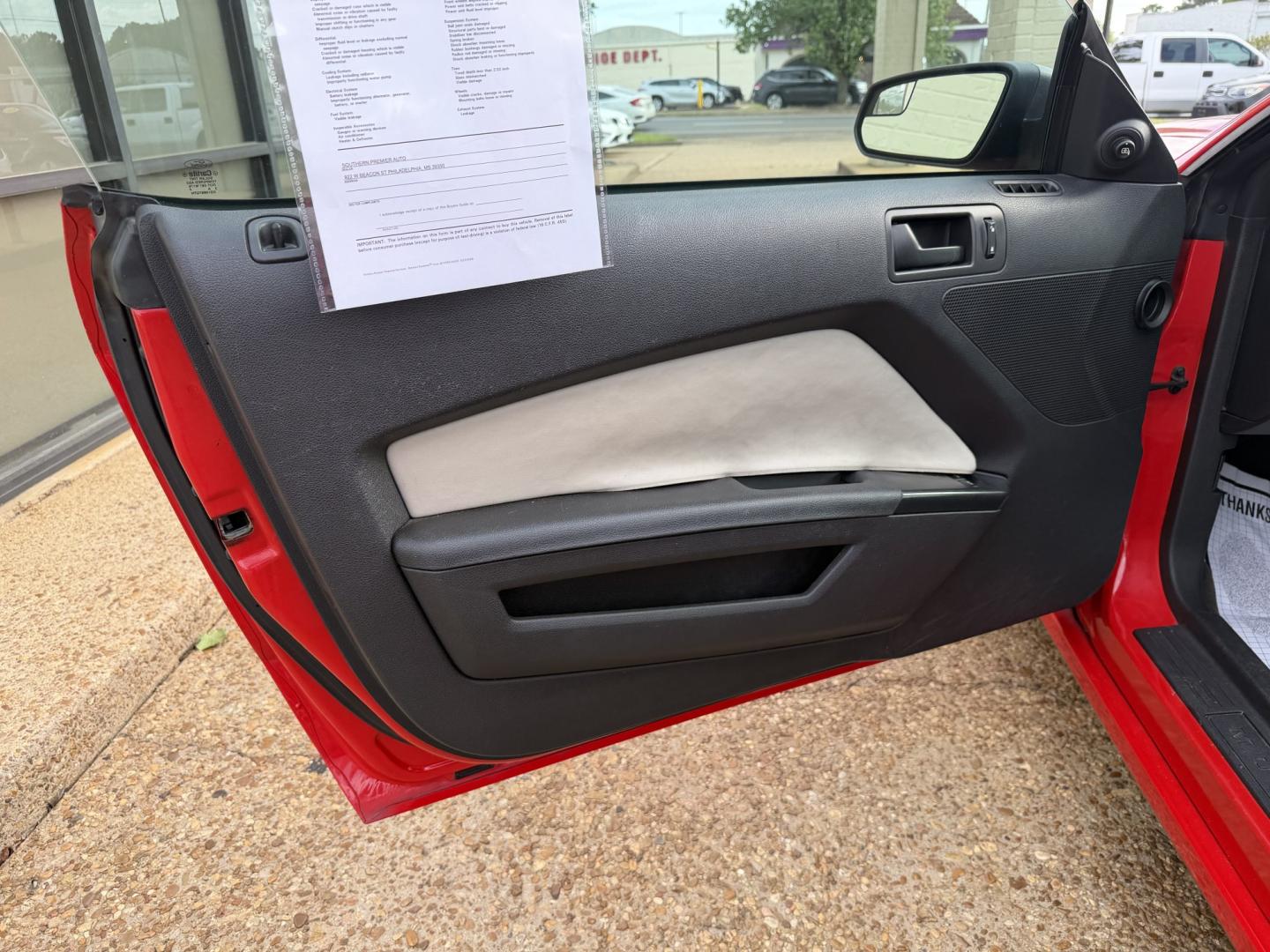 2014 RED FORD MUSTANG BASE (1ZVBP8AM7E5) , located at 922 W. Beacon St., Philadelphia, MS, 39350, (601) 650-3675, 32.770447, -89.127151 - Photo#8