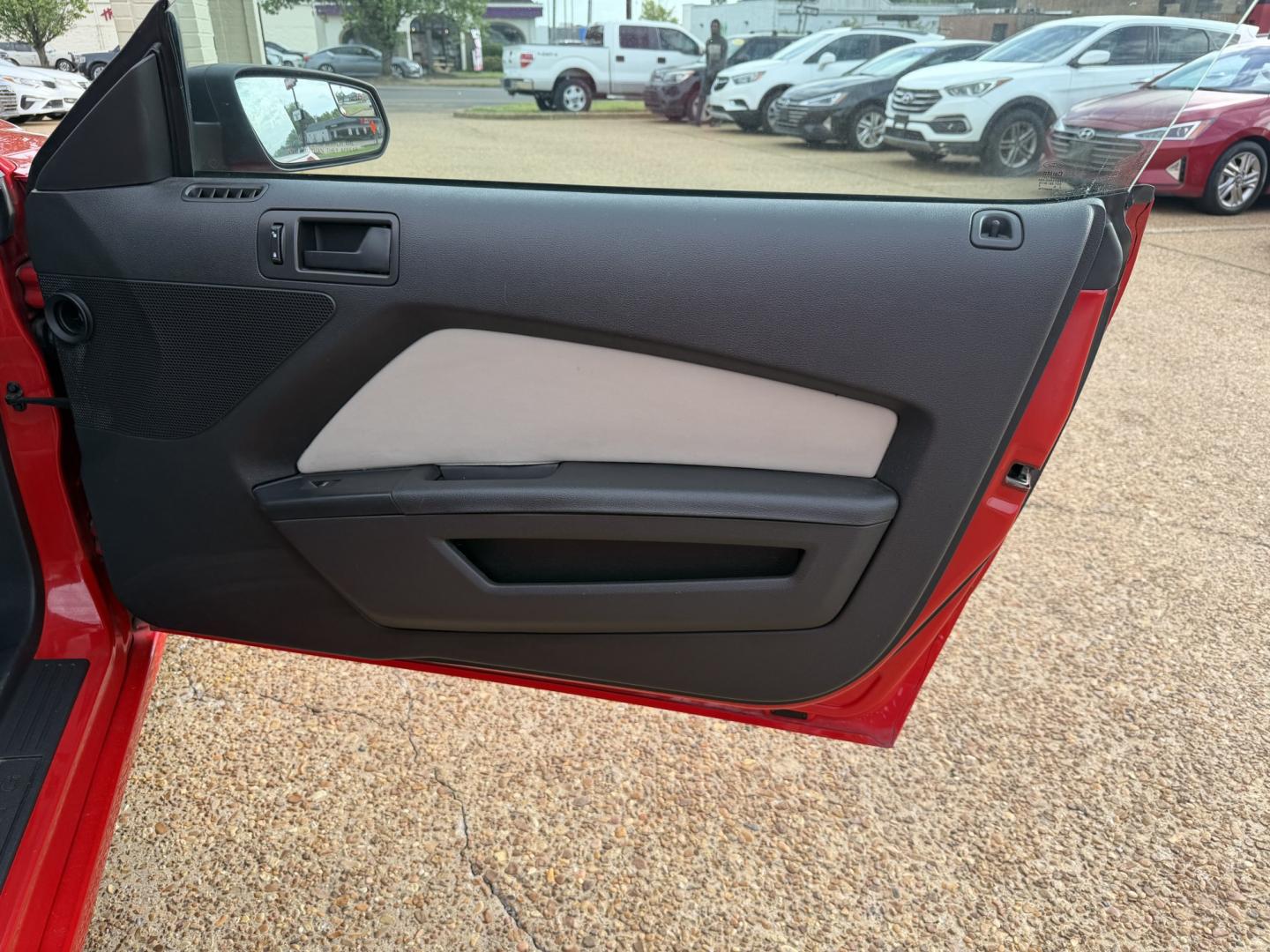 2014 RED FORD MUSTANG BASE (1ZVBP8AM7E5) , located at 922 W. Beacon St., Philadelphia, MS, 39350, (601) 650-3675, 32.770447, -89.127151 - Photo#11