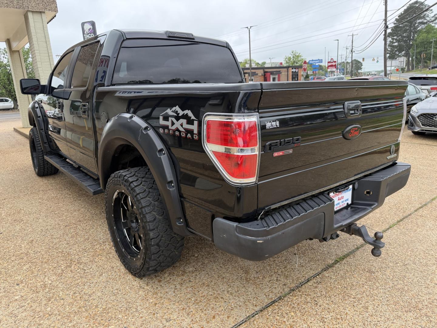 2013 BLACK FORD F-150 XLT (1FTFW1EF3DK) , located at 922 W. Beacon St., Philadelphia, MS, 39350, (601) 650-3675, 32.770447, -89.127151 - Photo#3
