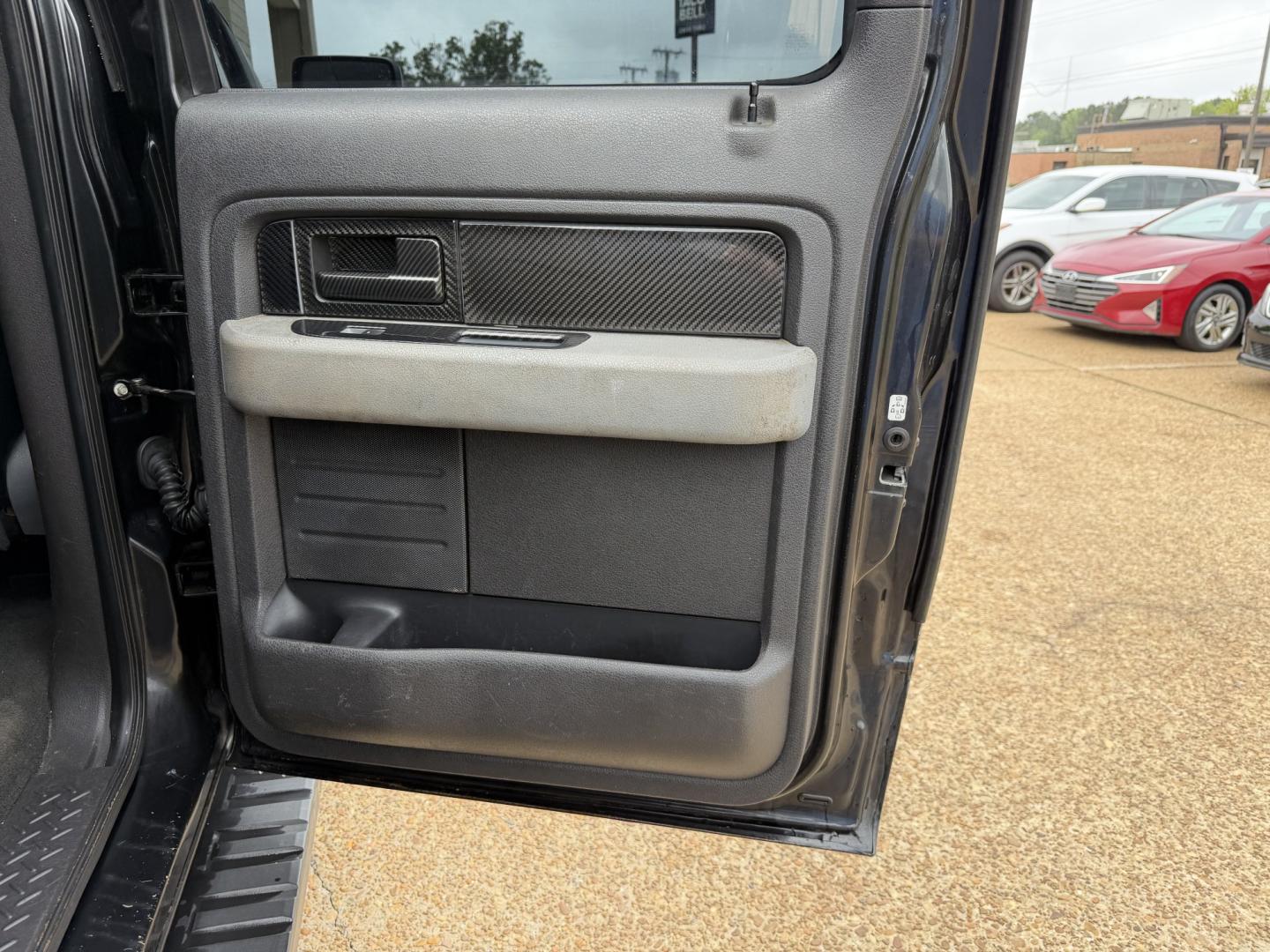 2013 BLACK FORD F-150 XLT (1FTFW1EF3DK) , located at 922 W. Beacon St., Philadelphia, MS, 39350, (601) 650-3675, 32.770447, -89.127151 - Photo#15