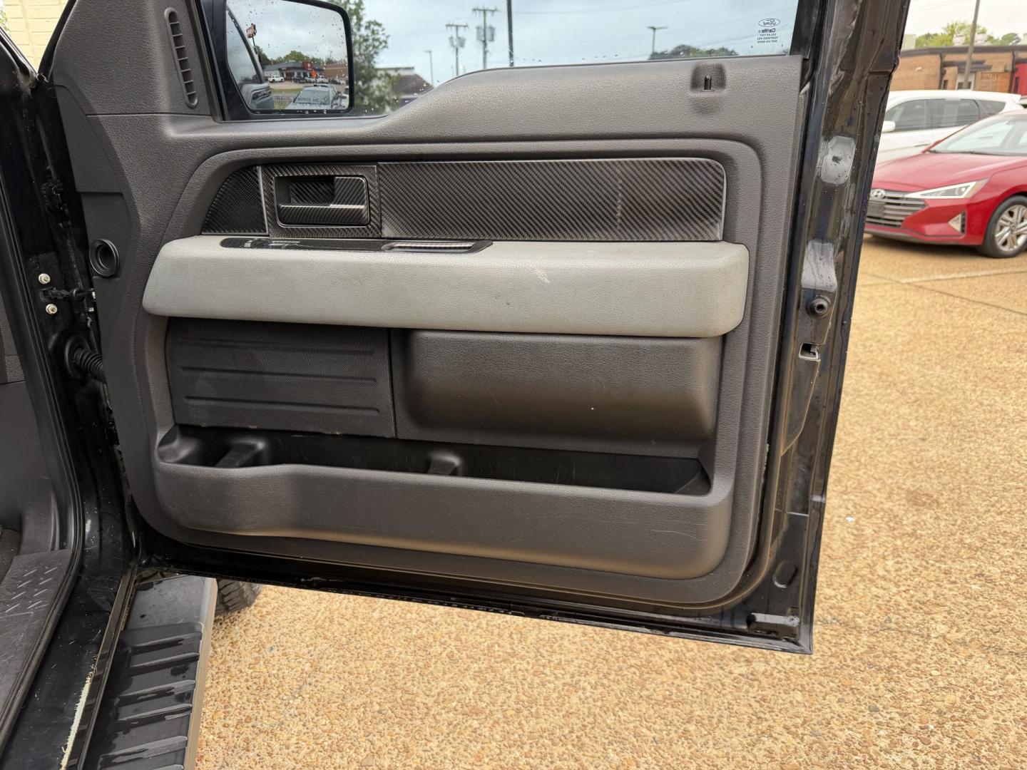 2013 BLACK FORD F-150 XLT (1FTFW1EF3DK) , located at 922 W. Beacon St., Philadelphia, MS, 39350, (601) 650-3675, 32.770447, -89.127151 - Photo#11