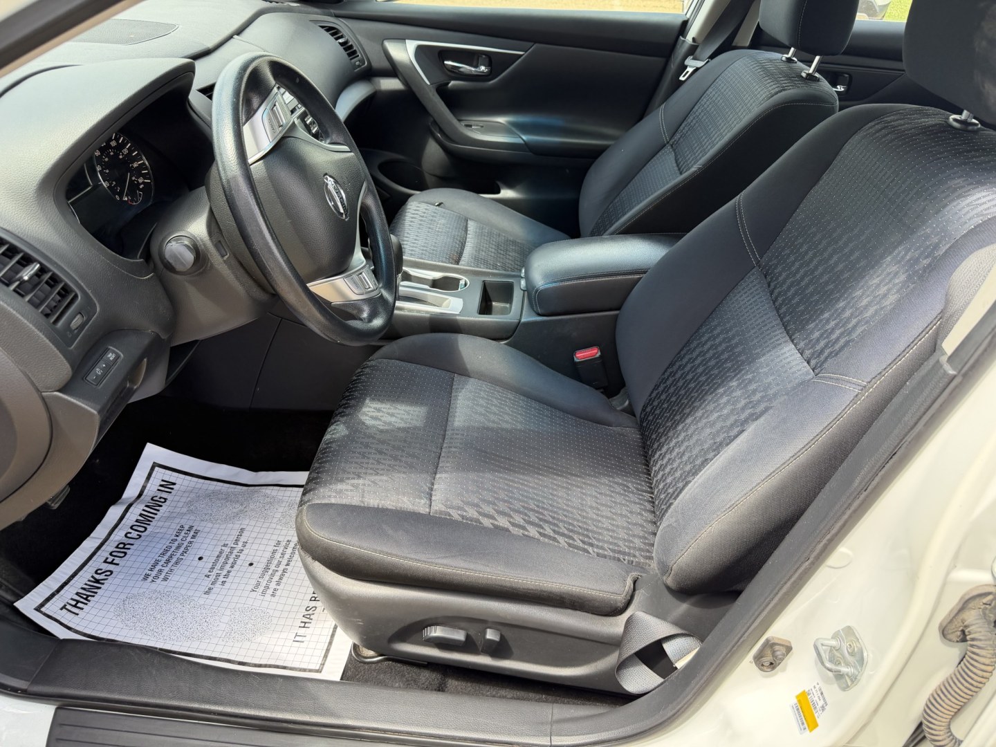 2017 WHITE NISSAN ALTIMA 2.5 S (1N4AL3AP9HN) , located at 922 W. Beacon St., Philadelphia, MS, 39350, (601) 650-3675, 32.770447, -89.127151 - Photo#9