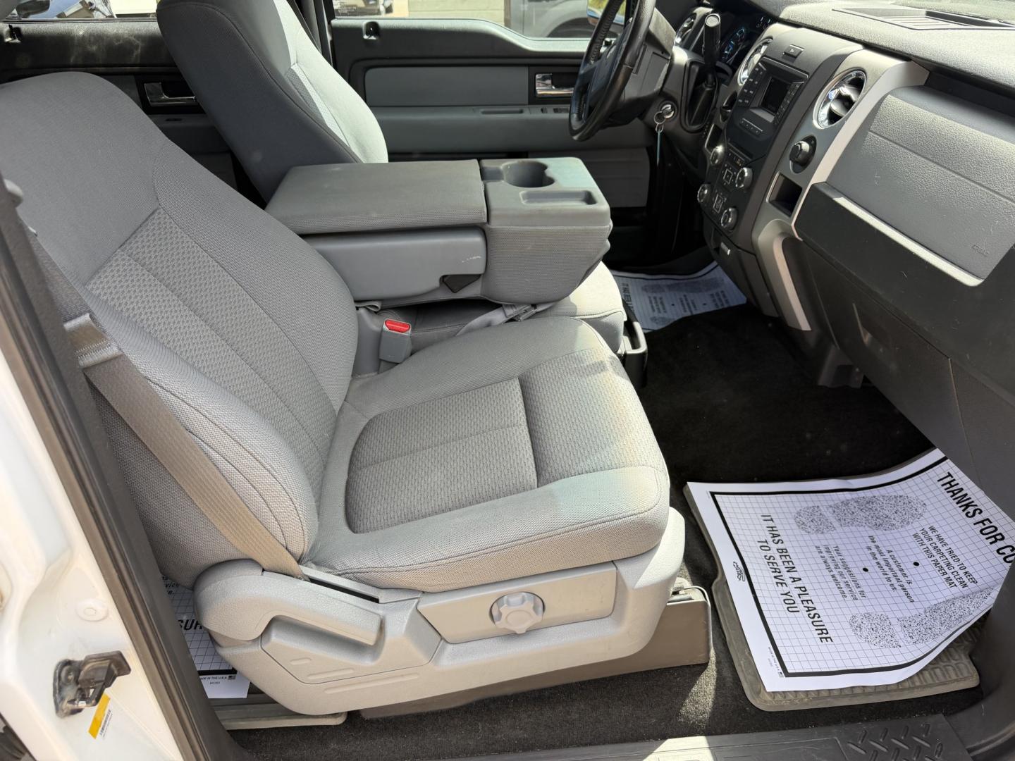 2014 WHITE FORD F-150 XLT (1FTFW1CF0EK) , located at 922 W. Beacon St., Philadelphia, MS, 39350, (601) 650-3675, 32.770447, -89.127151 - Photo#10