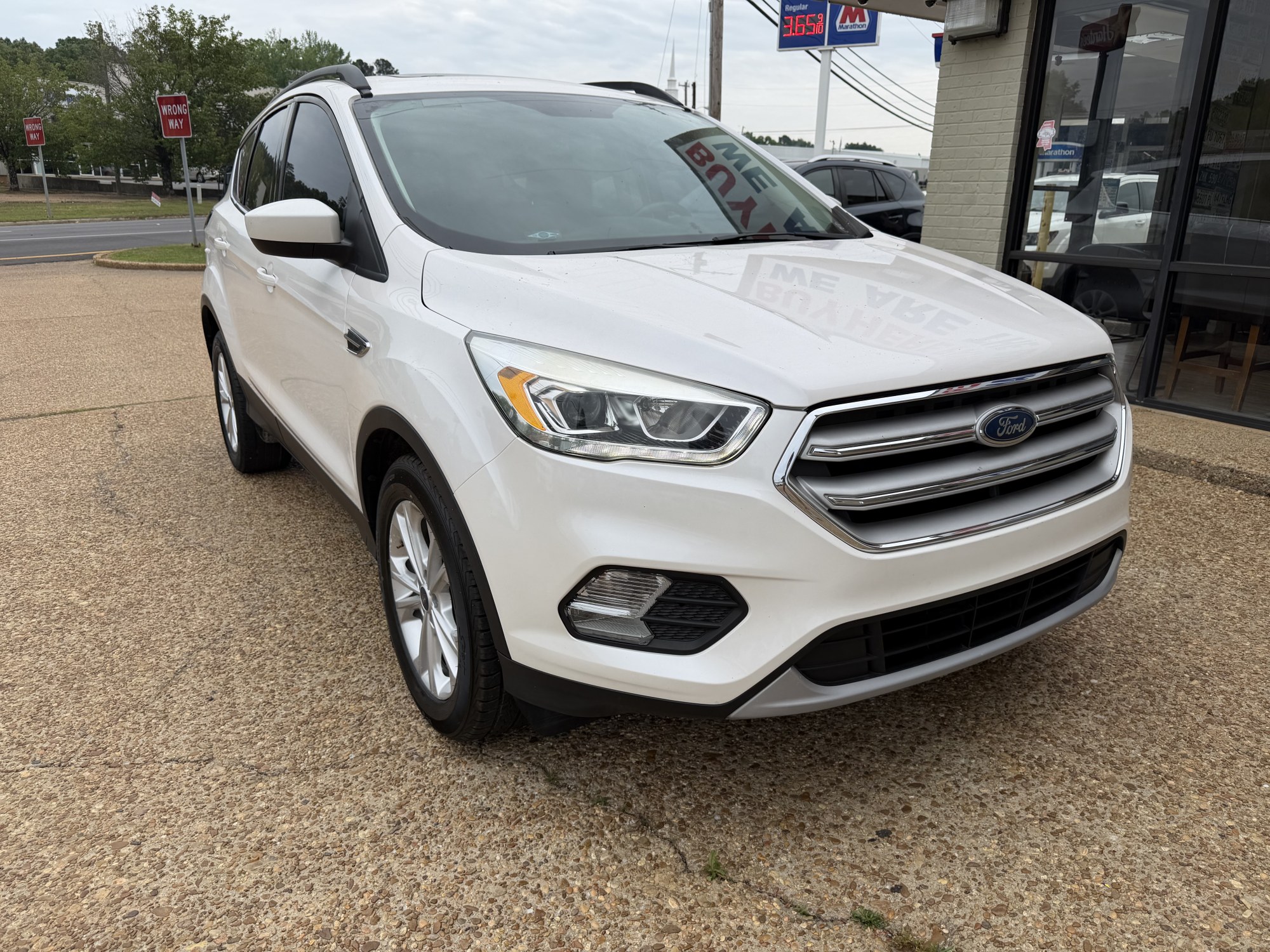 photo of 2018 FORD ESCAPE SEL 