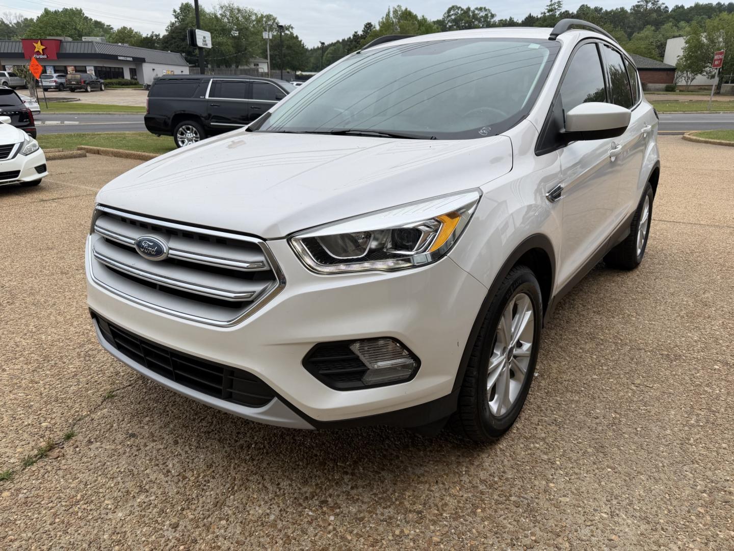 2018 WHITE FORD ESCAPE SEL (1FMCU0HD0JU) , located at 922 W. Beacon St., Philadelphia, MS, 39350, (601) 650-3675, 32.770447, -89.127151 - Photo#2