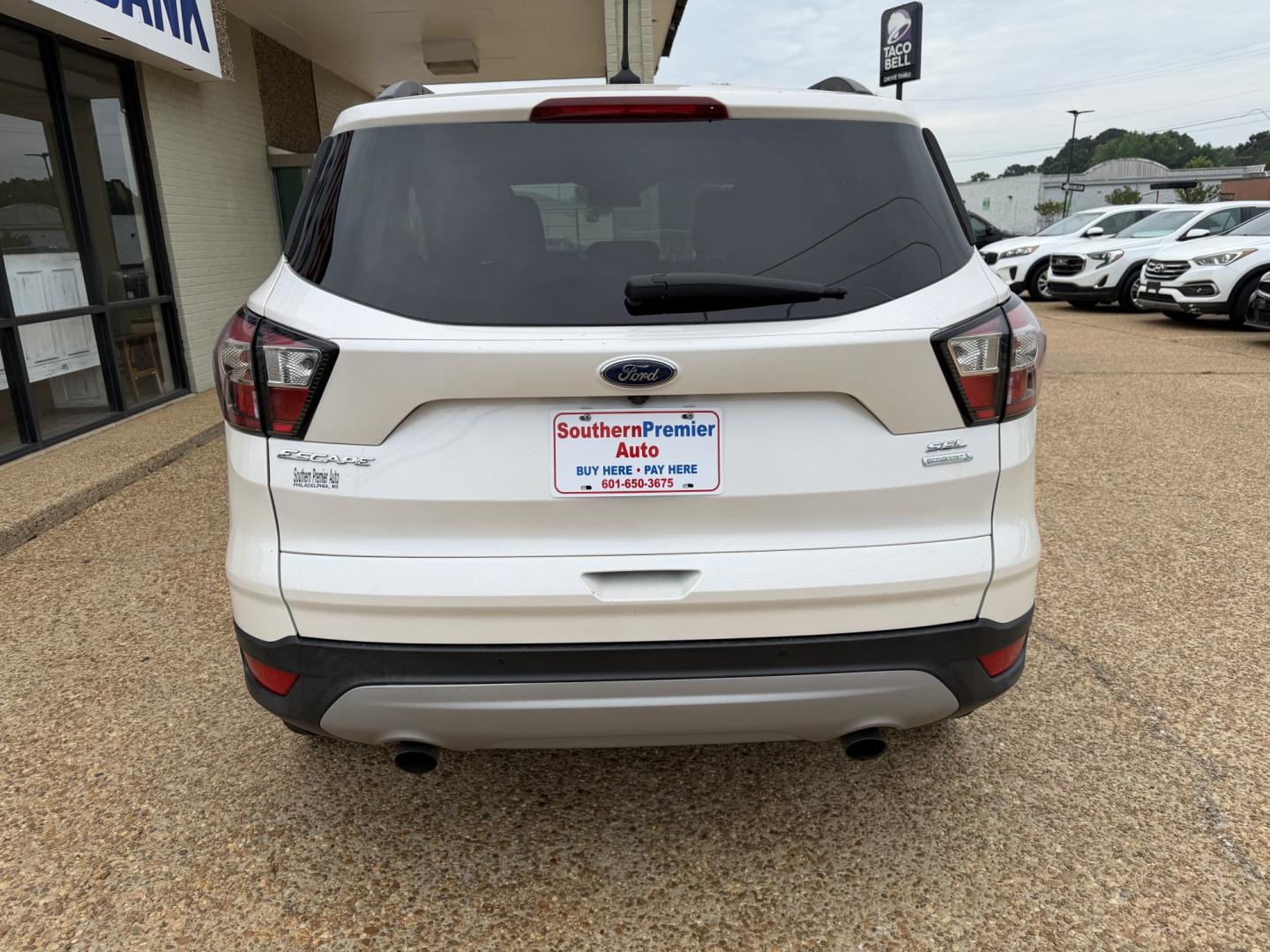 2018 WHITE FORD ESCAPE SEL (1FMCU0HD0JU) , located at 922 W. Beacon St., Philadelphia, MS, 39350, (601) 650-3675, 32.770447, -89.127151 - Photo#4
