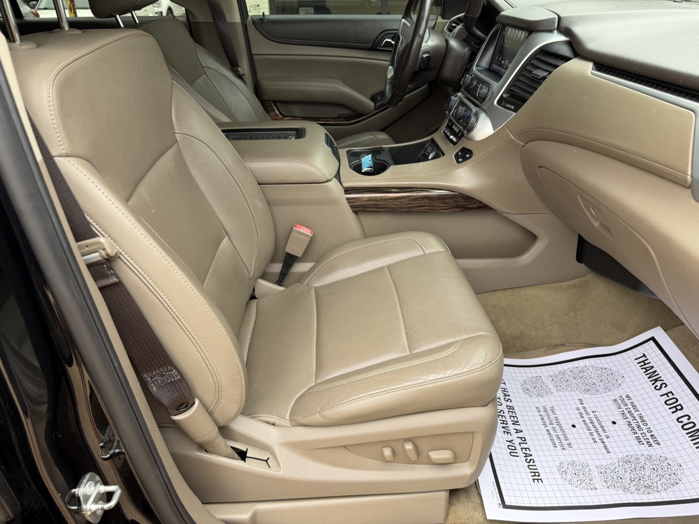 2017 BLACK GMC YUKON XL SLT (1GKS1GKC4HR) , located at 922 W. Beacon St., Philadelphia, MS, 39350, (601) 650-3675, 32.770447, -89.127151 - Photo#10