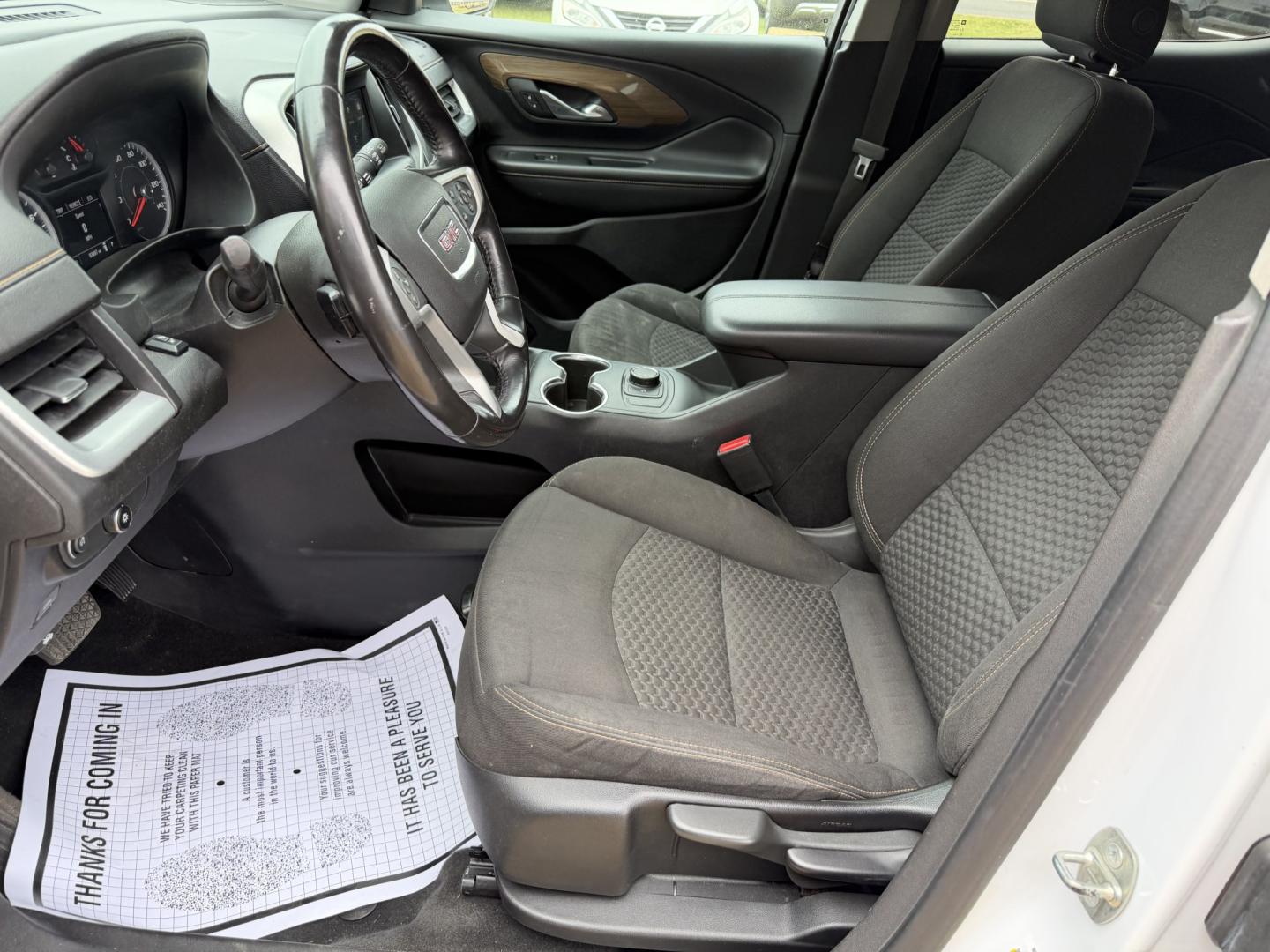 2018 WHITE GMC TERRAIN SLE (3GKALMEV7JL) , located at 922 W. Beacon St., Philadelphia, MS, 39350, (601) 650-3675, 32.770447, -89.127151 - Photo#9